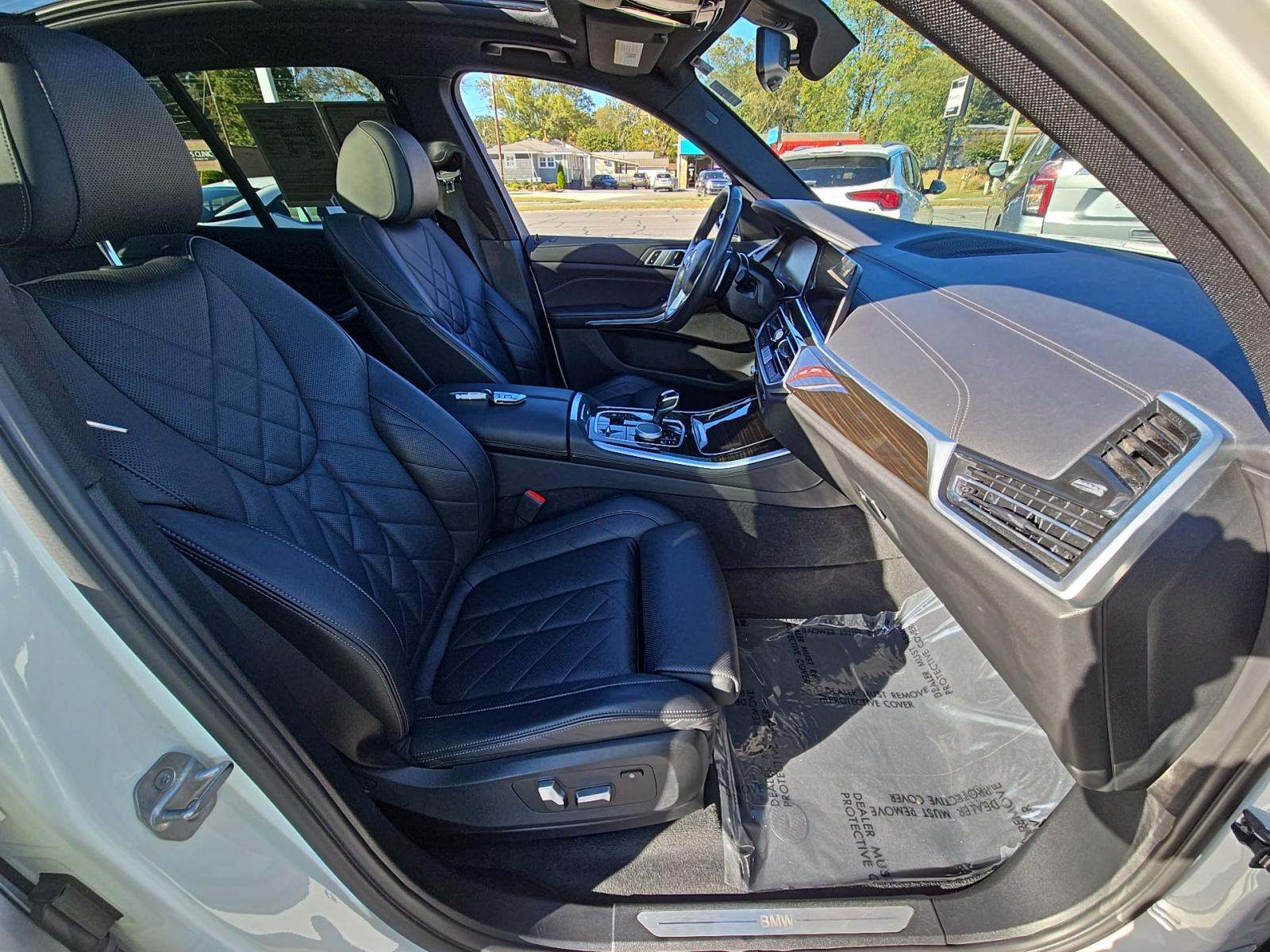 2023 BMW X5 xDrive45e AWD