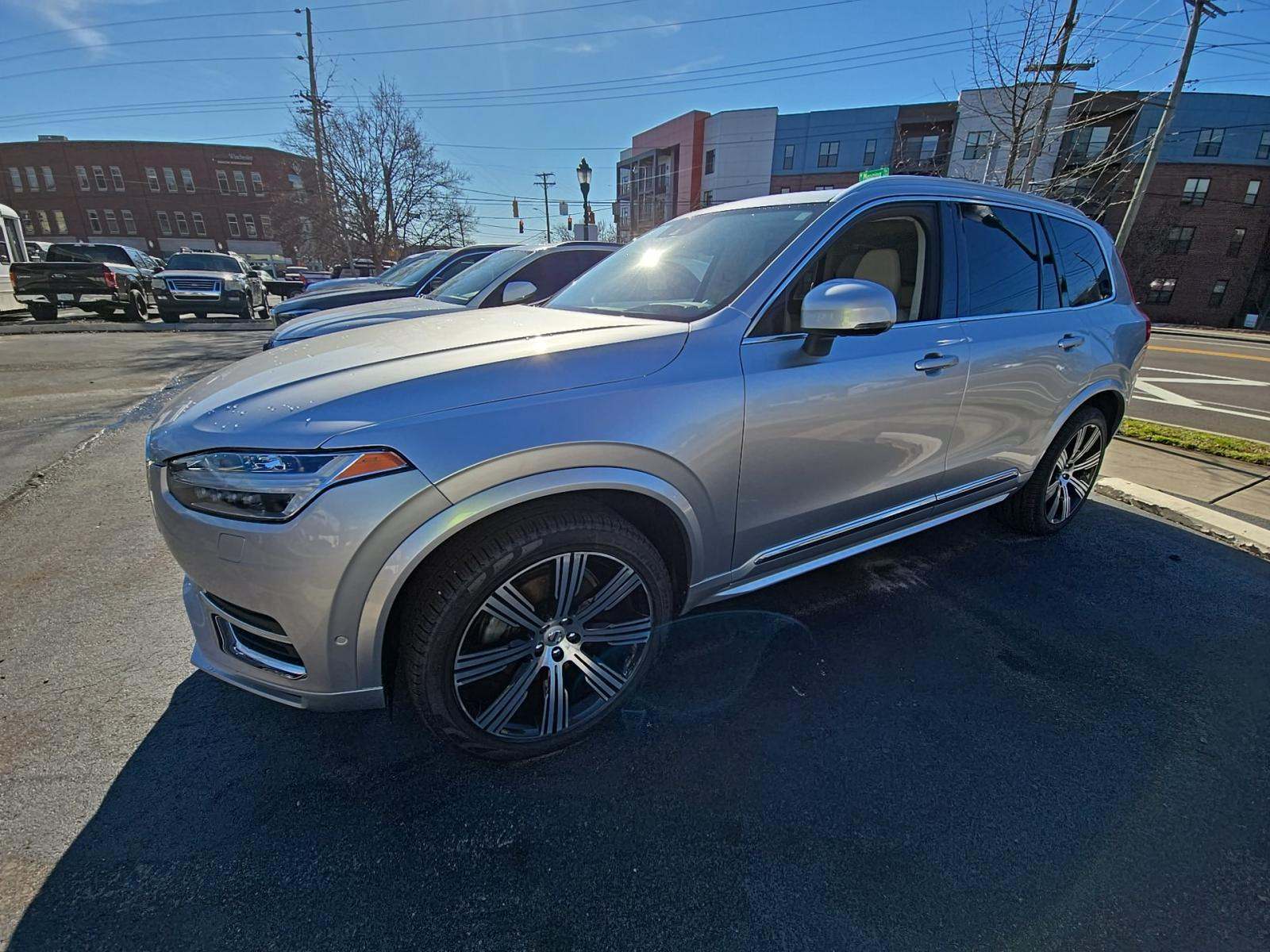 2022 Volvo XC90 T6 Inscription AWD