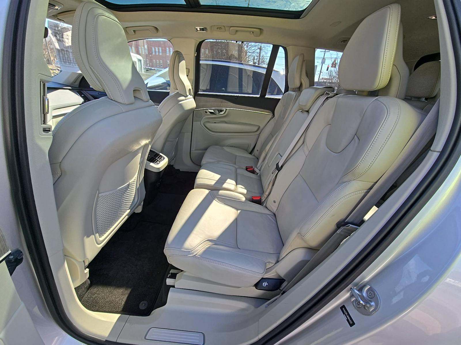 2022 Volvo XC90 T6 Inscription AWD