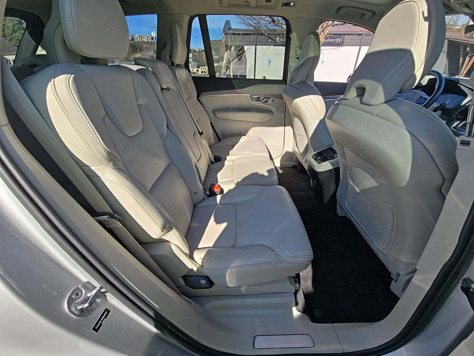 2022 Volvo XC90 T6 Inscription AWD