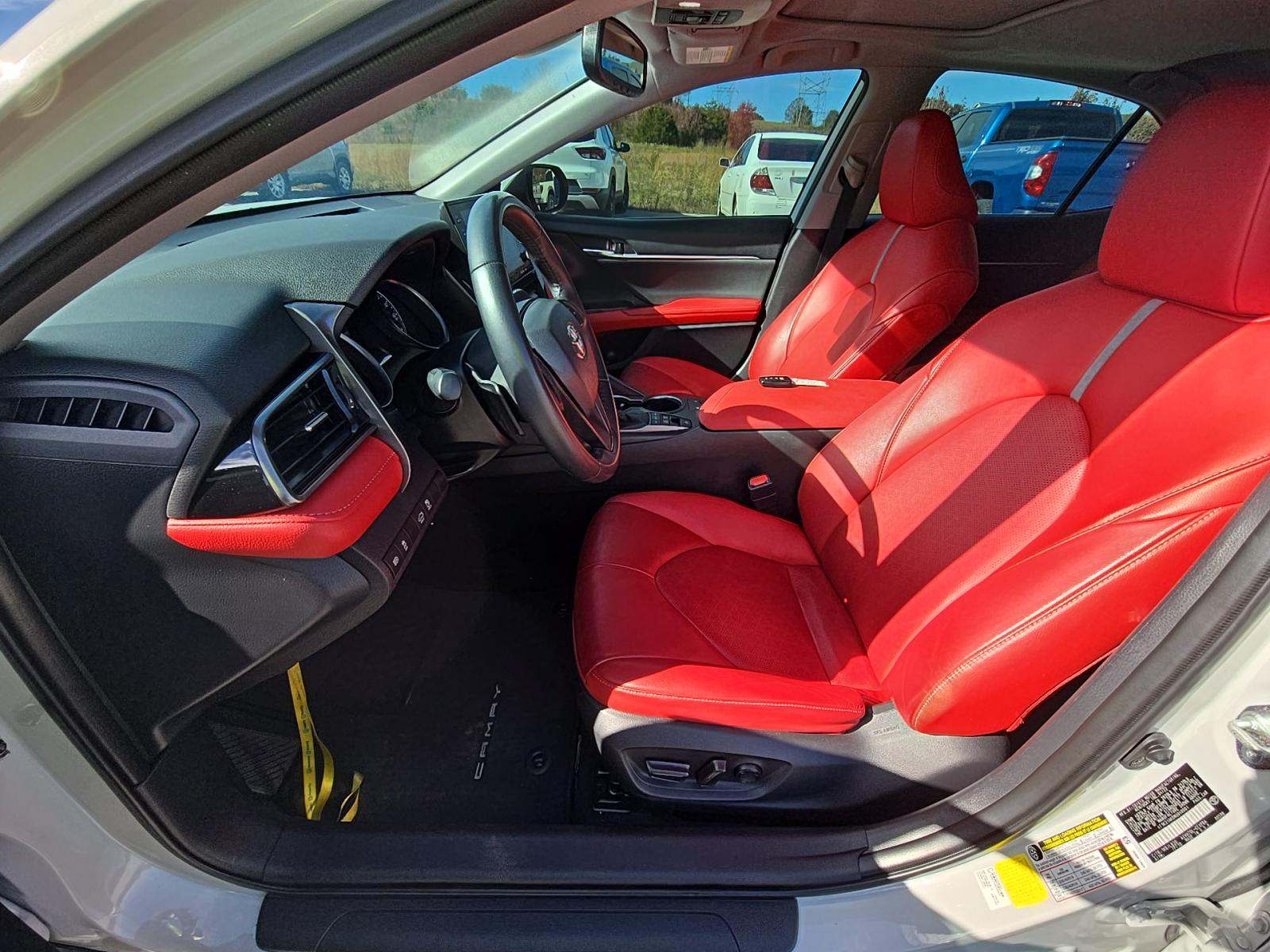 2022 Toyota Camry Hybrid XSE FWD