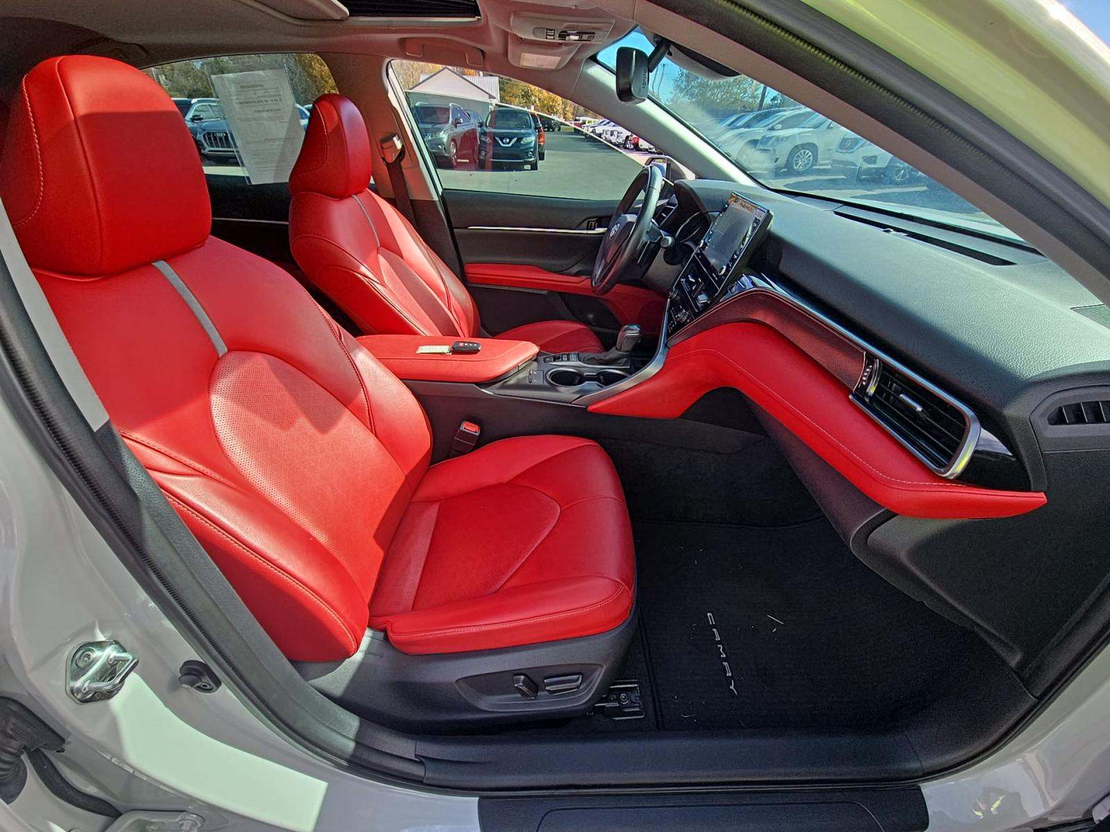 2022 Toyota Camry Hybrid XSE FWD