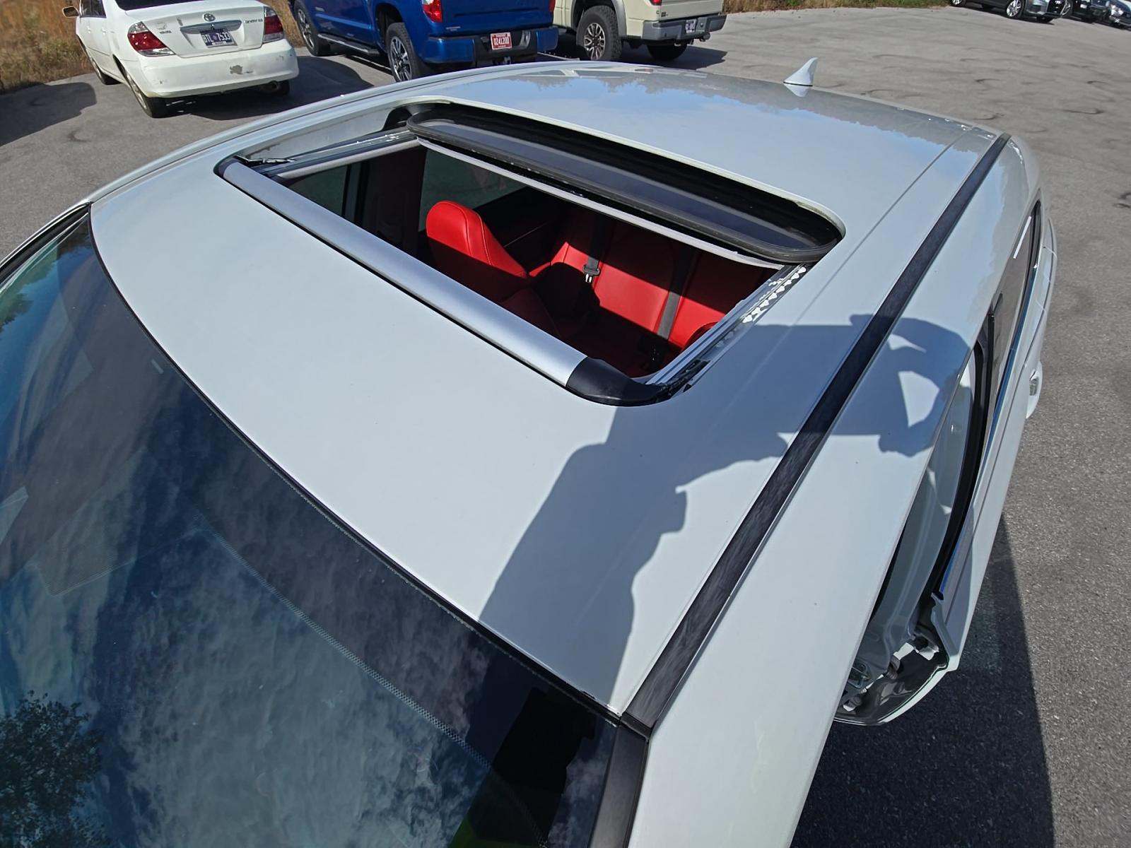 2022 Toyota Camry Hybrid XSE FWD