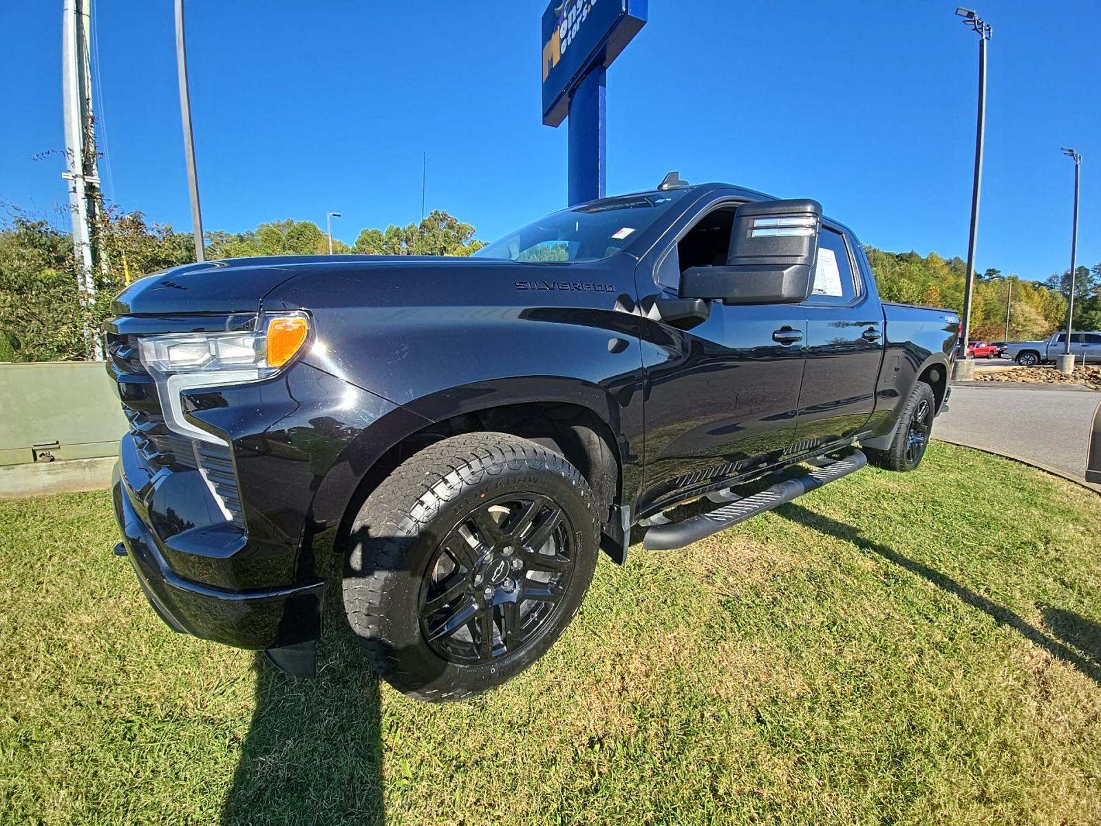 2023 Chevrolet Silverado 1500 RST AWD