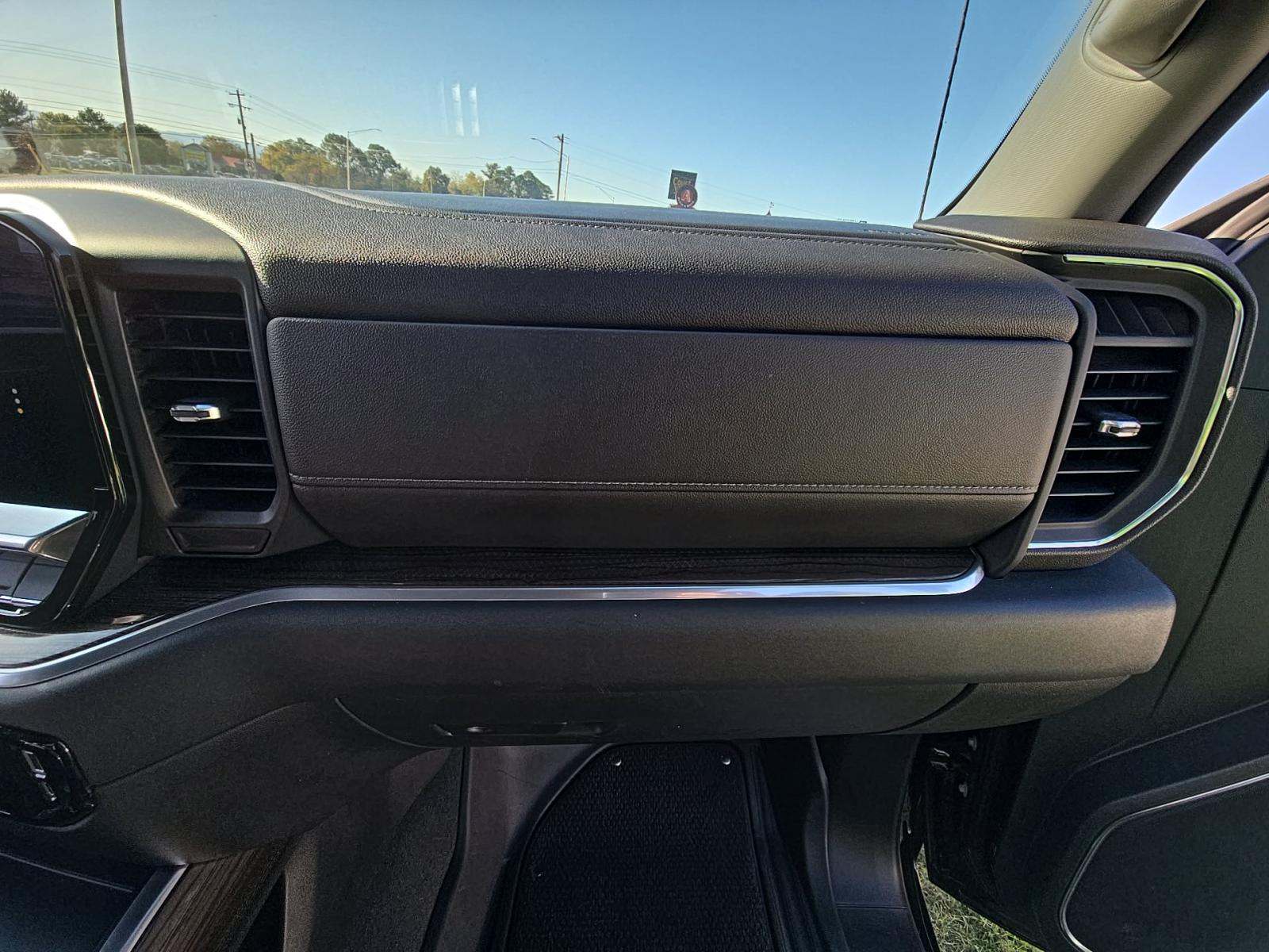 2023 Chevrolet Silverado 1500 RST AWD