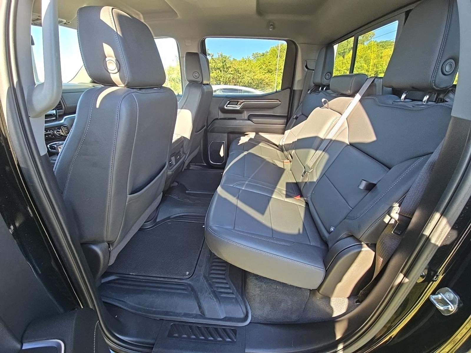 2023 Chevrolet Silverado 1500 RST AWD