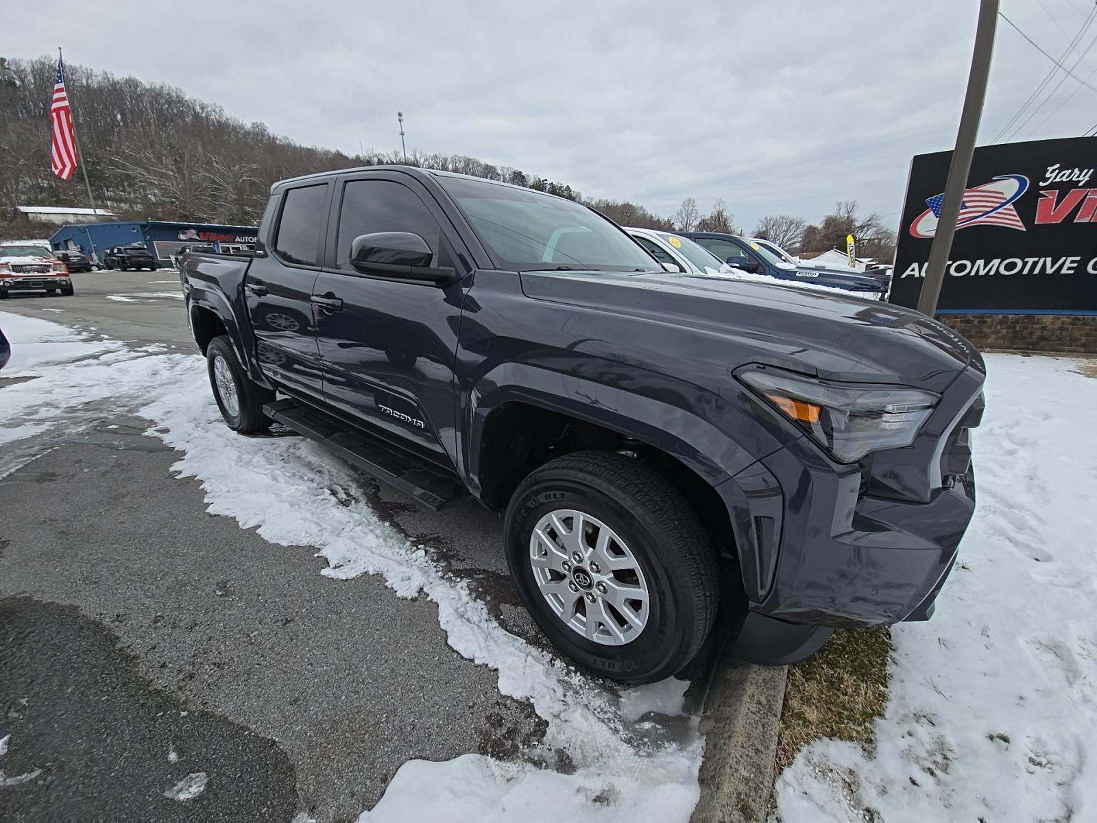 2024 Toyota Tacoma SR5 RWD