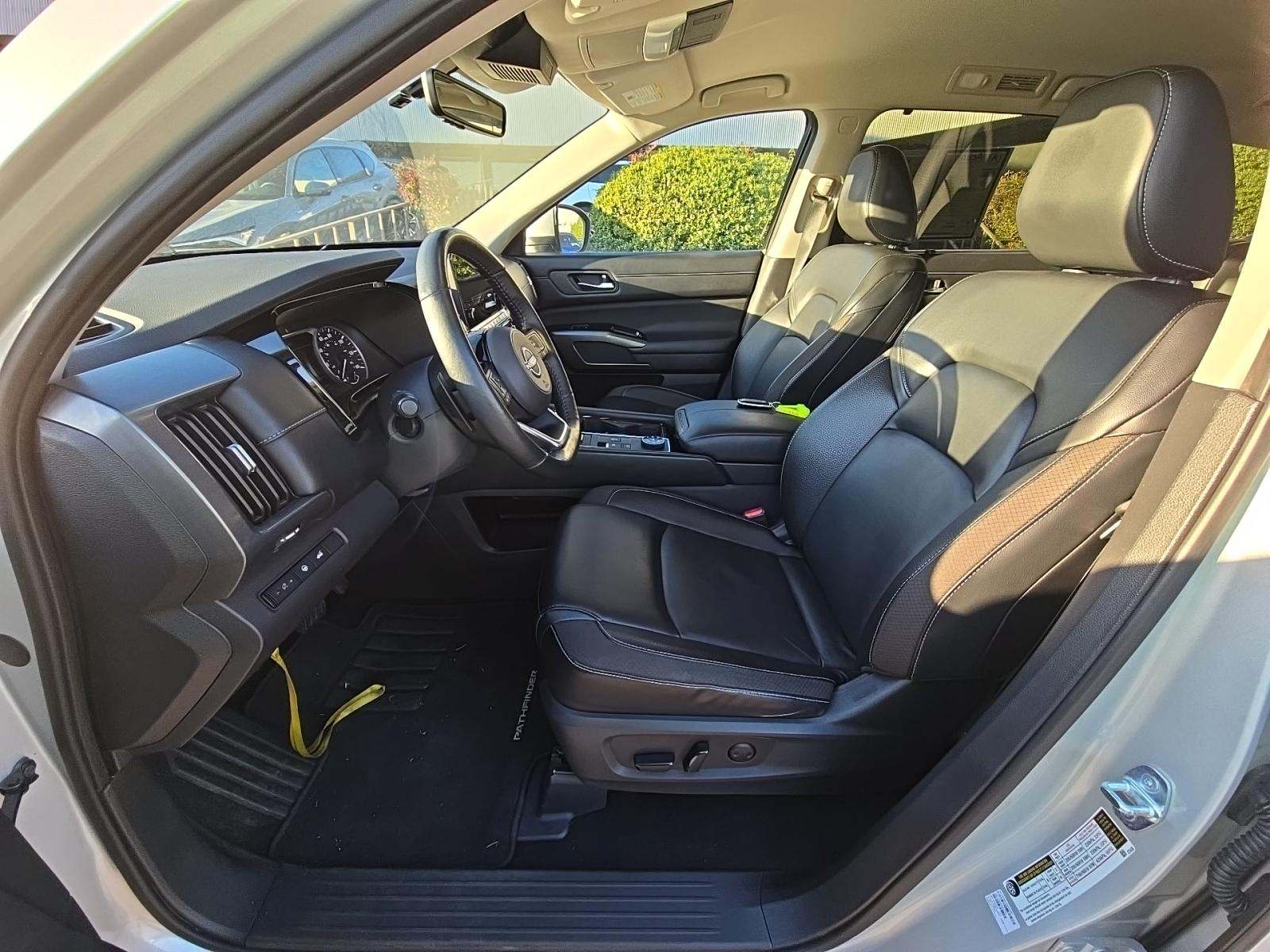 2023 Nissan Pathfinder SL AWD