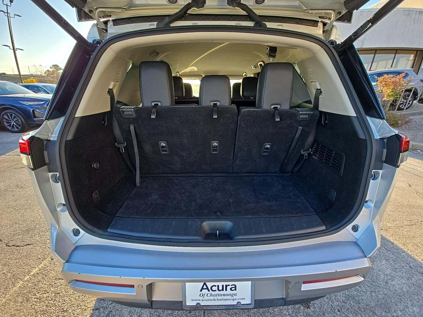 2023 Nissan Pathfinder SL AWD