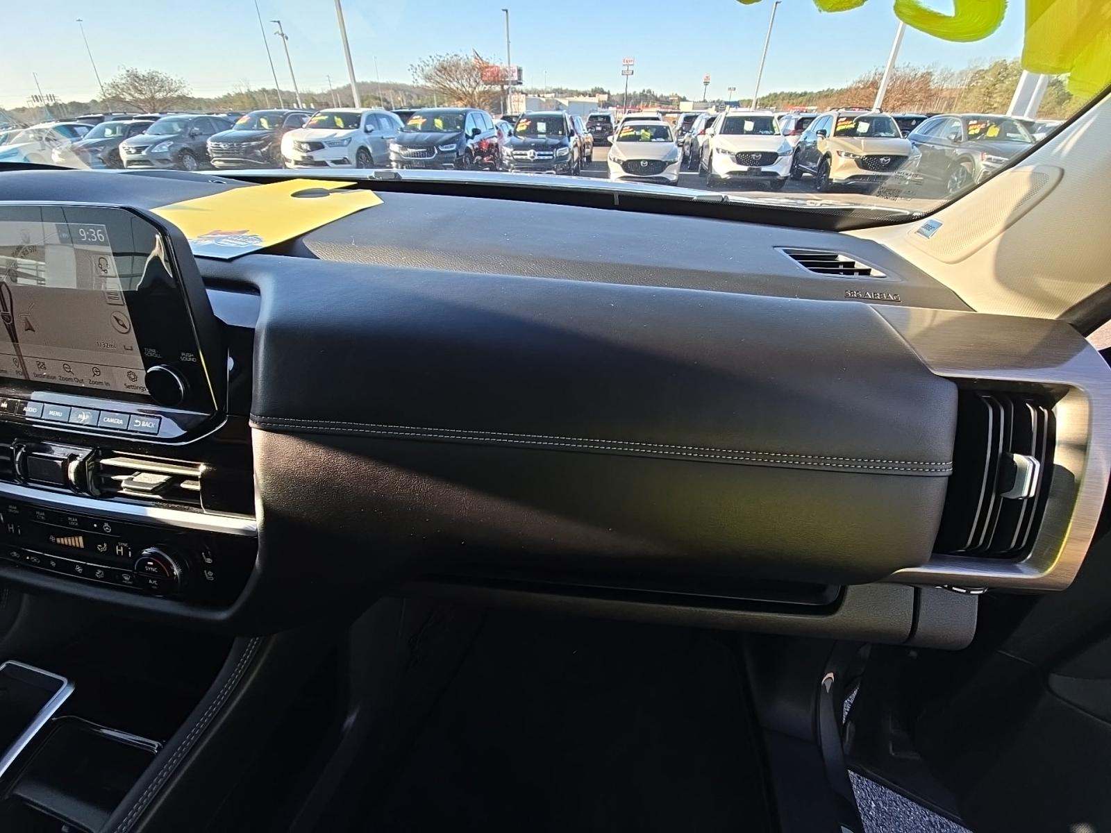 2024 Nissan Pathfinder Platinum AWD