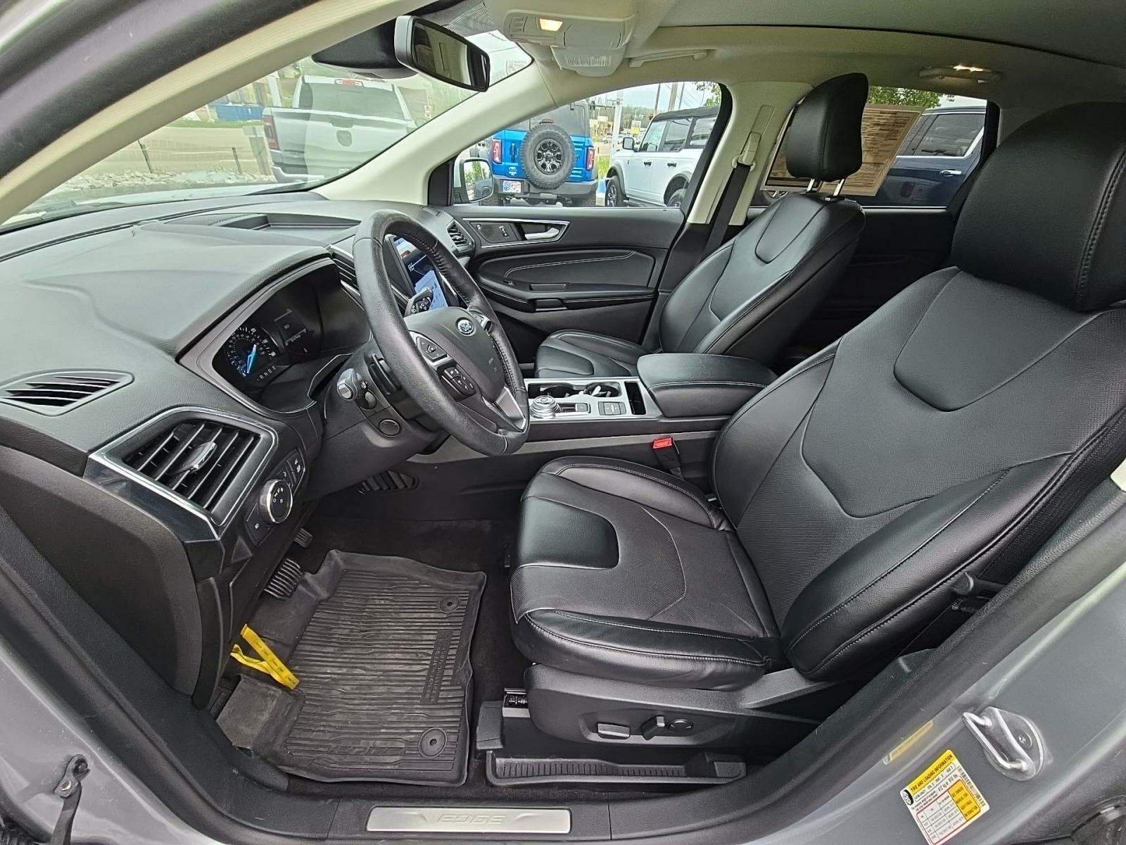 2022 Ford Edge Titanium AWD