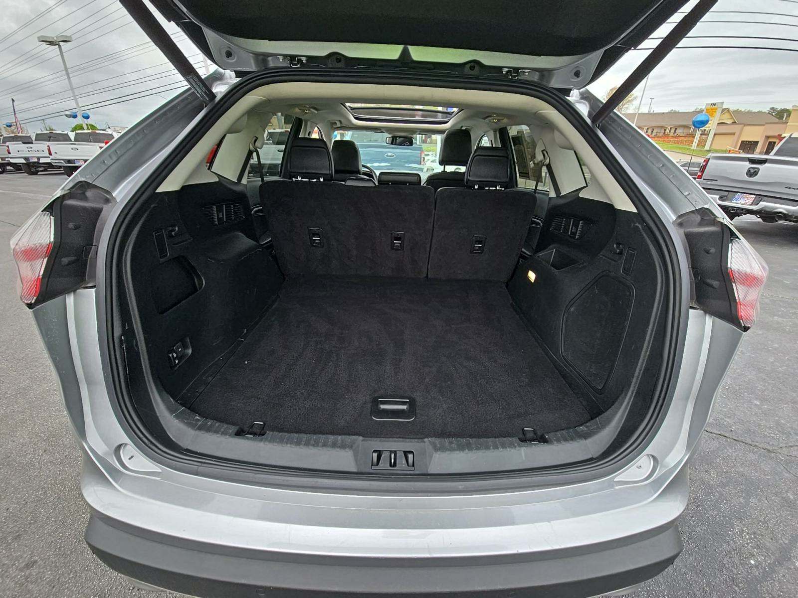 2022 Ford Edge Titanium AWD