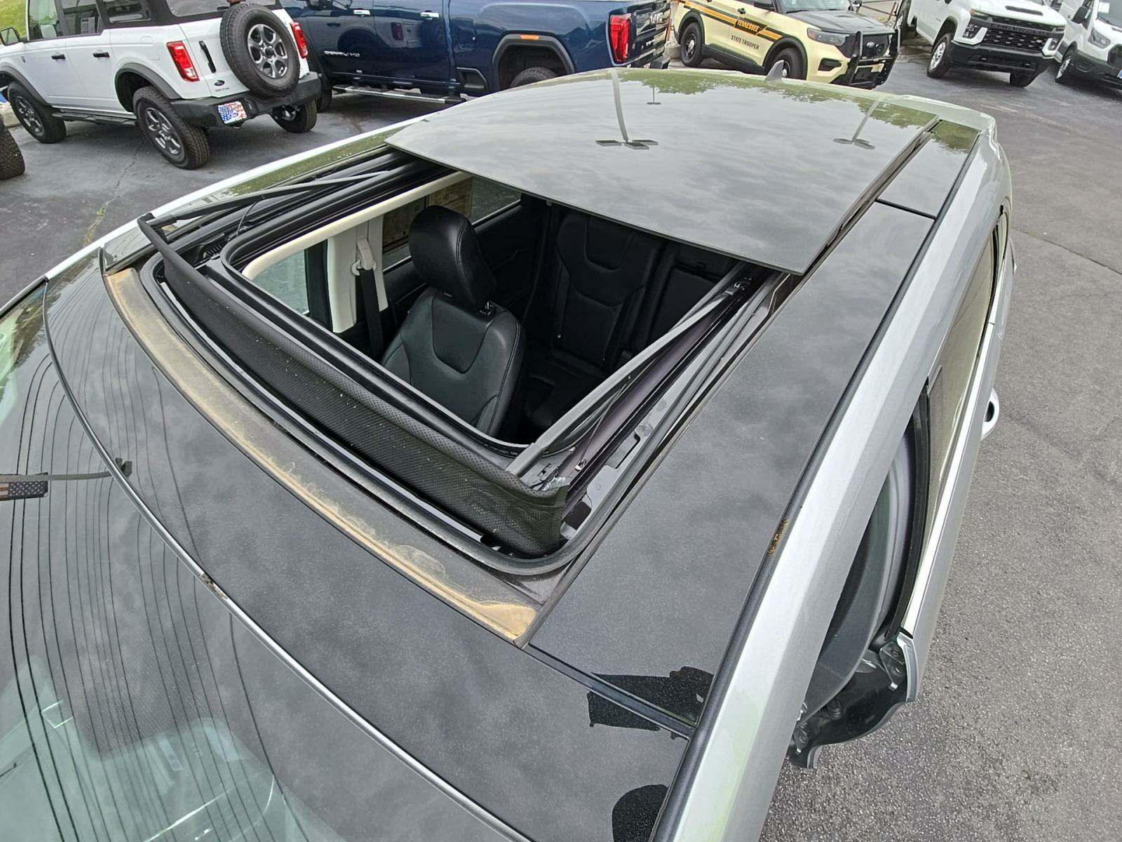 2022 Ford Edge Titanium AWD