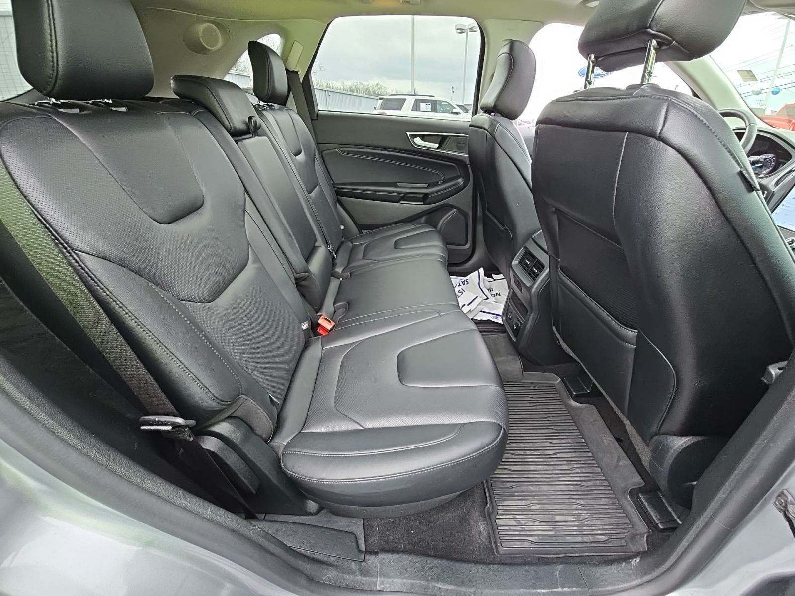 2022 Ford Edge Titanium AWD