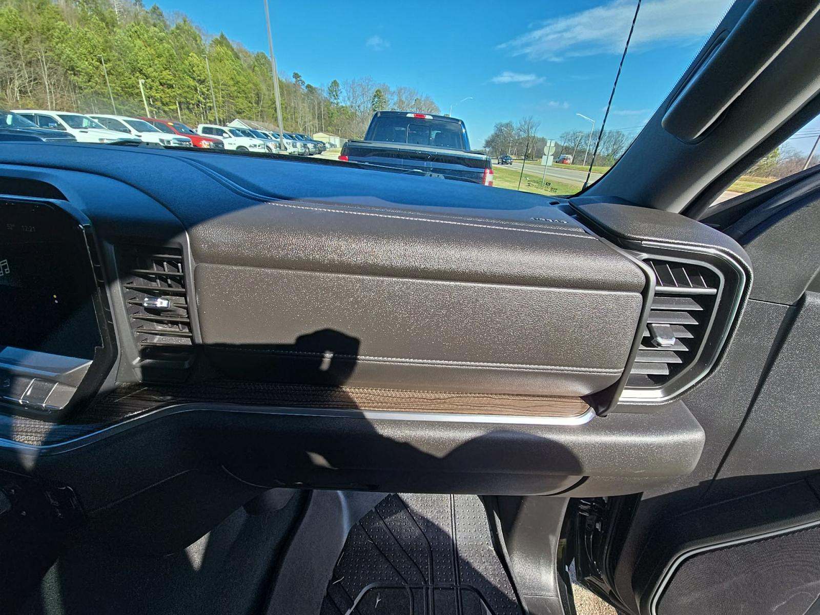 2023 Chevrolet Silverado 1500 RST AWD