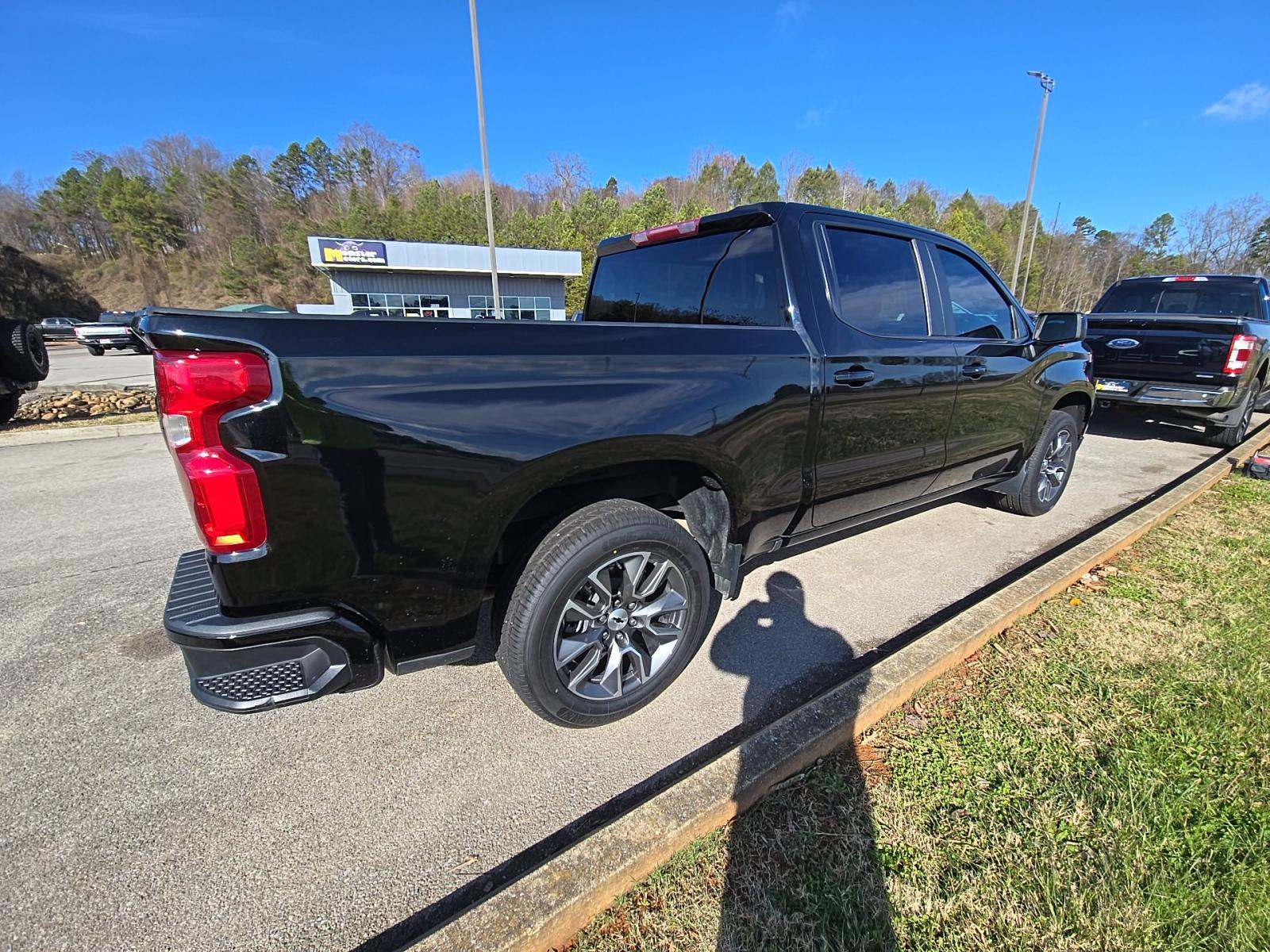 2023 Chevrolet Silverado 1500 RST AWD