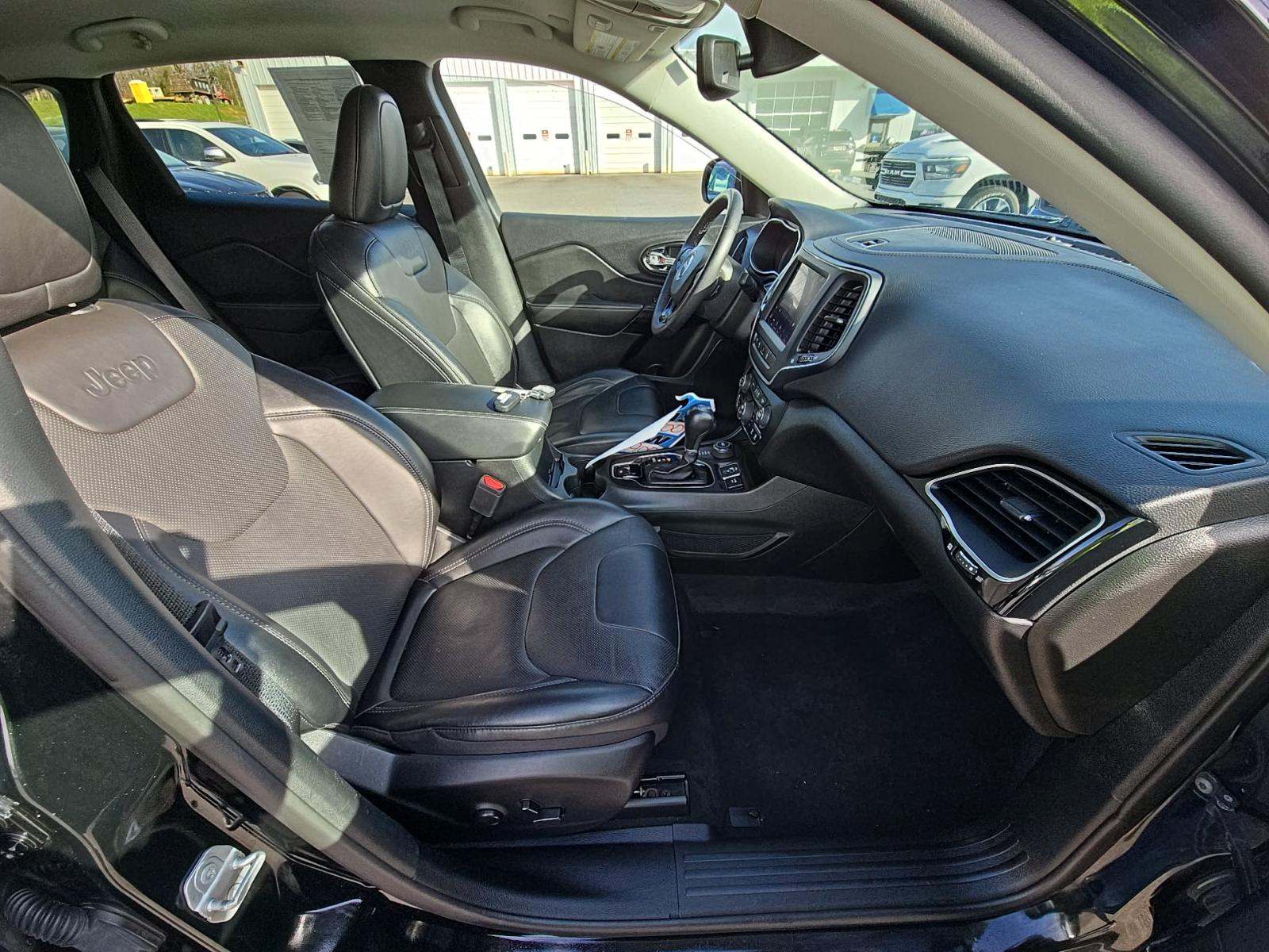 2023 Jeep Cherokee Altitude Lux AWD