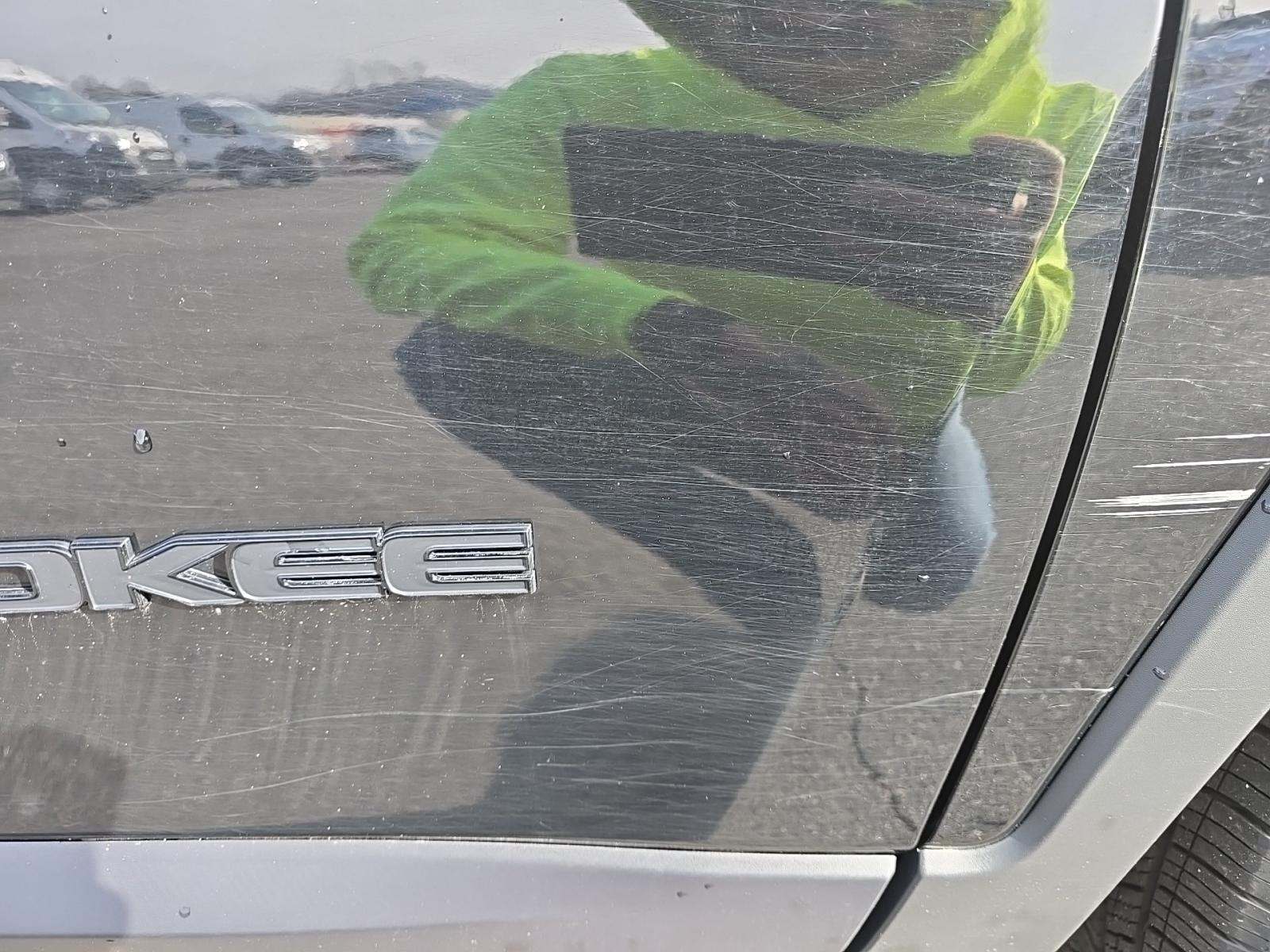 2023 Jeep Cherokee Altitude Lux AWD