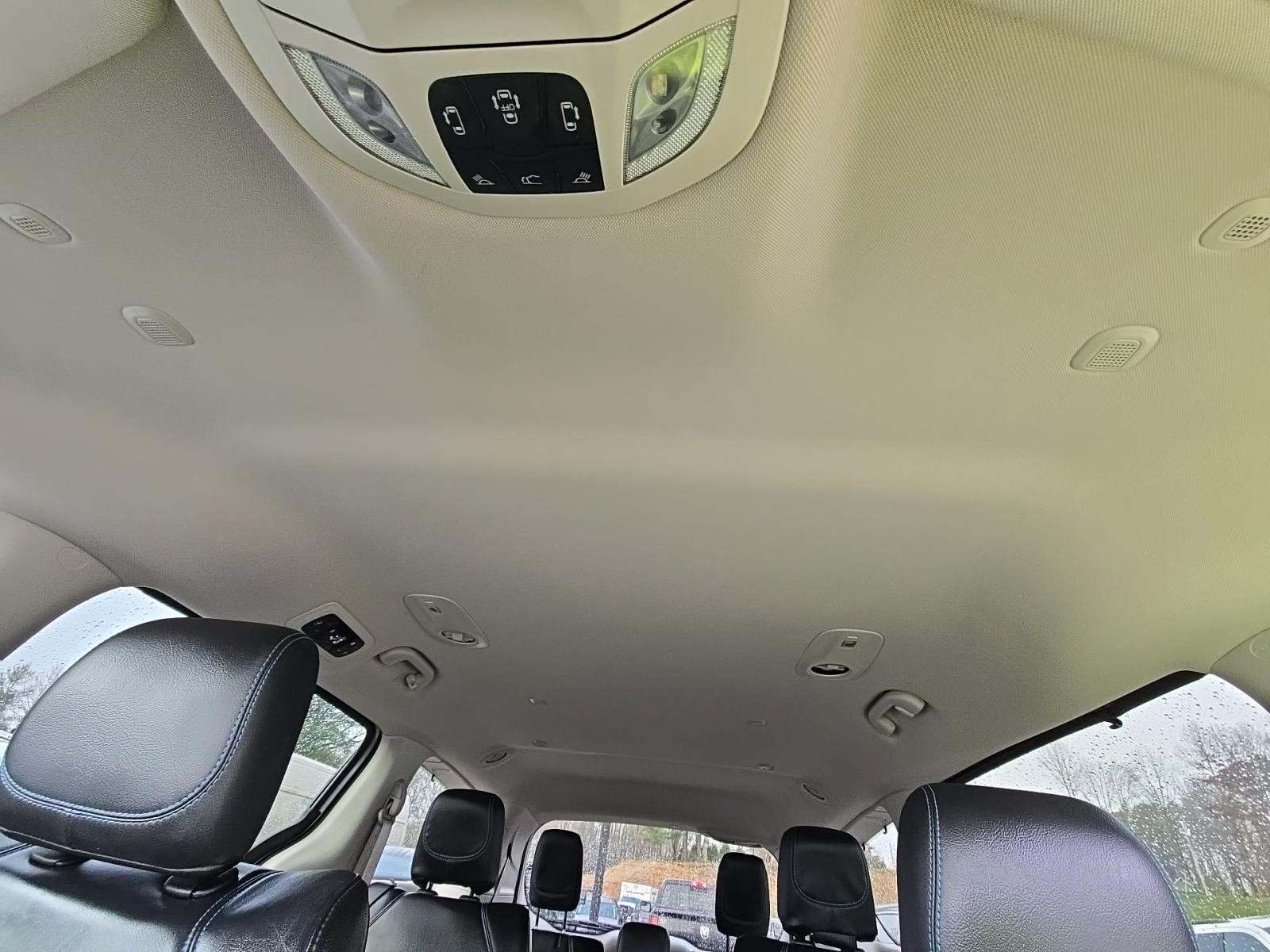 2021 Chrysler Pacifica Touring L FWD