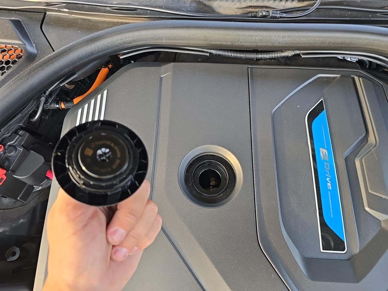 2023 BMW 3 Series 330e RWD