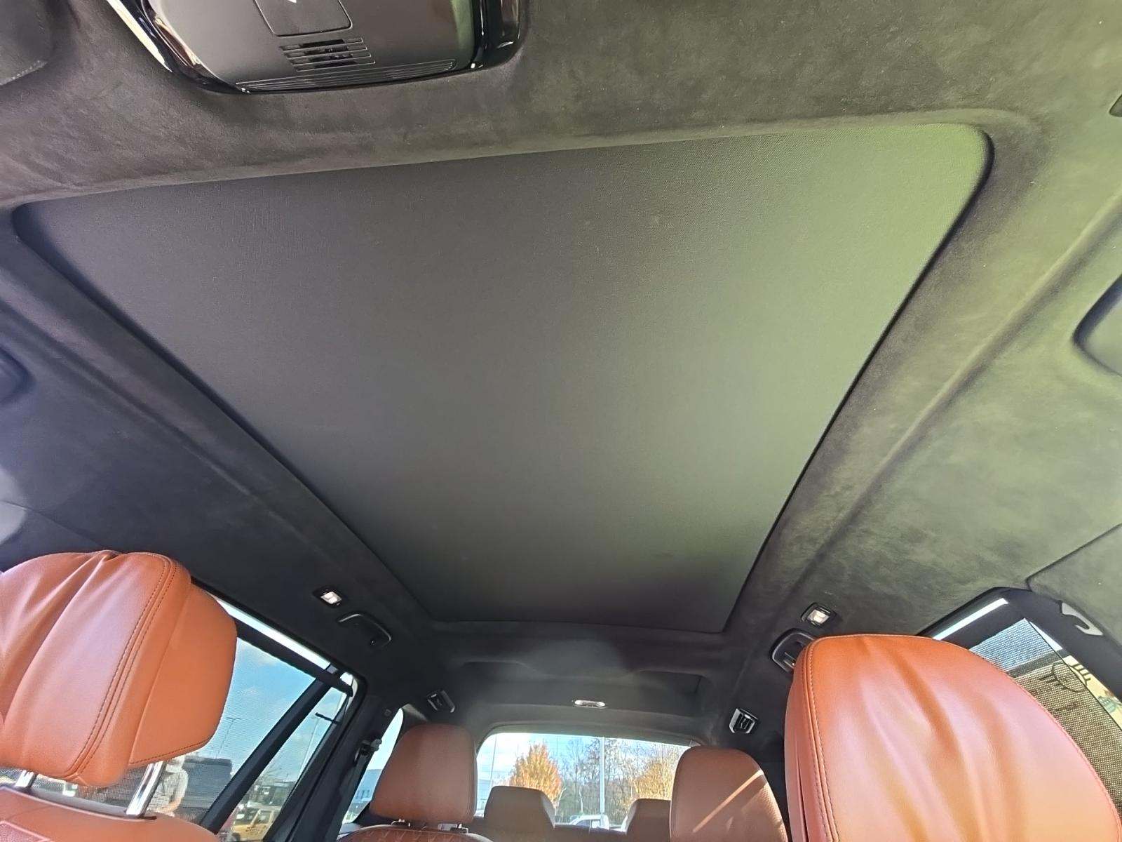 2023 BMW X7 M60i AWD