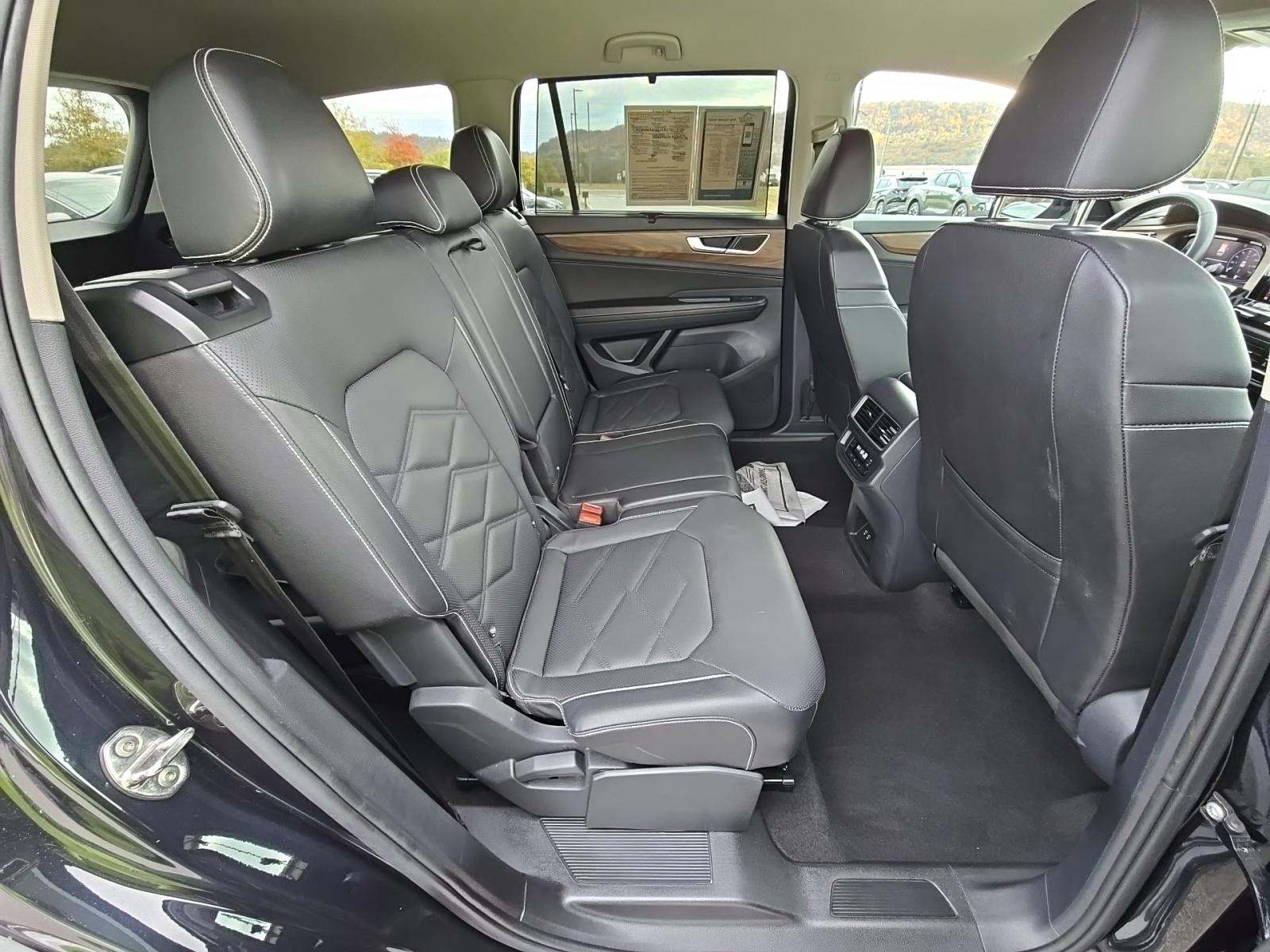 2025 Volkswagen Atlas 2.0T SE FWD