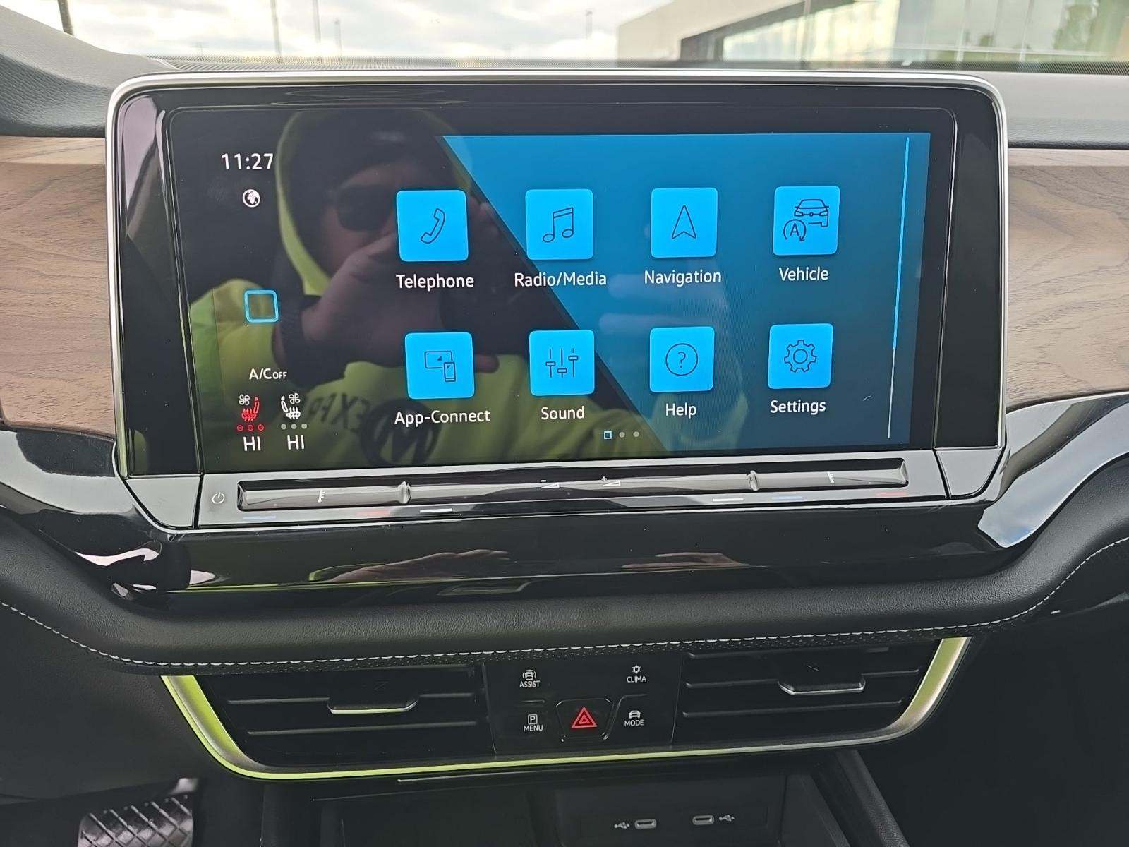 2025 Volkswagen Atlas 2.0T SE FWD