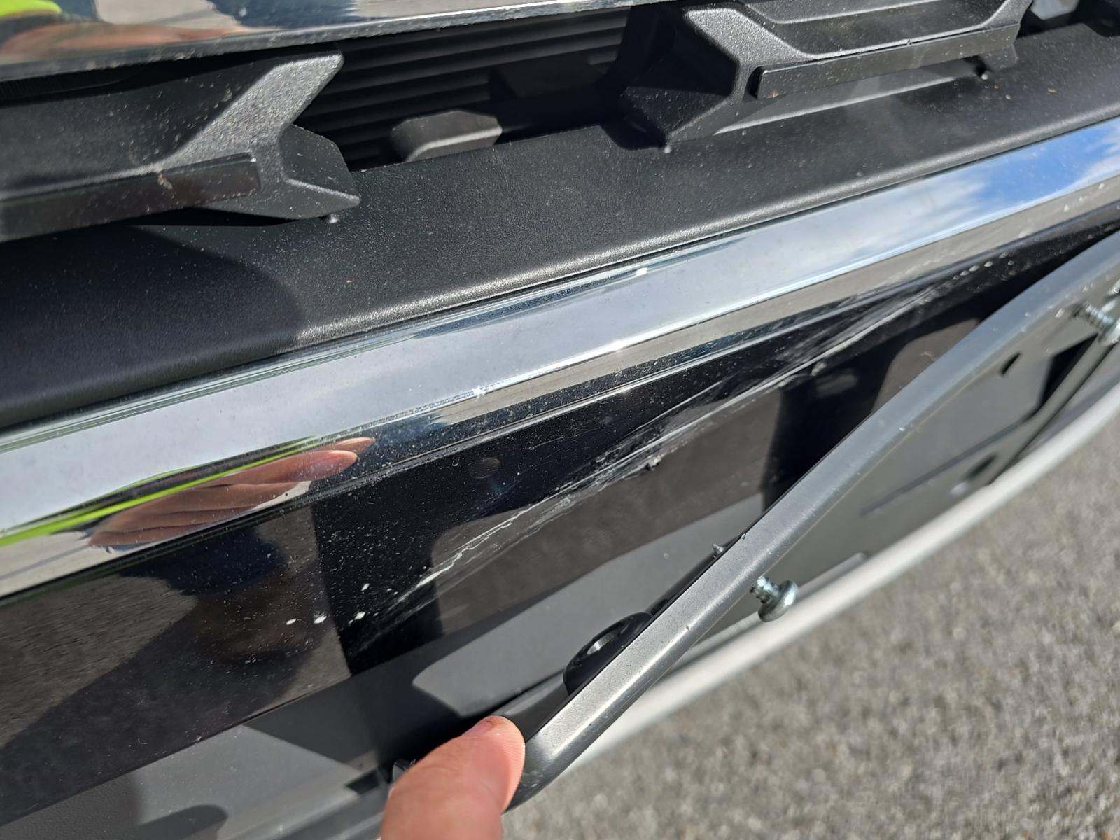 2025 Volkswagen Atlas 2.0T SE FWD