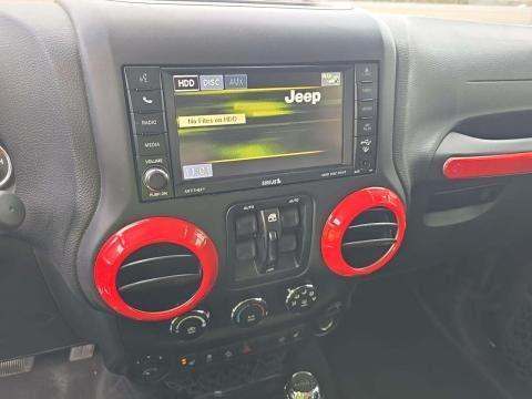 JEEP UNLIMITED SAHARA - 10