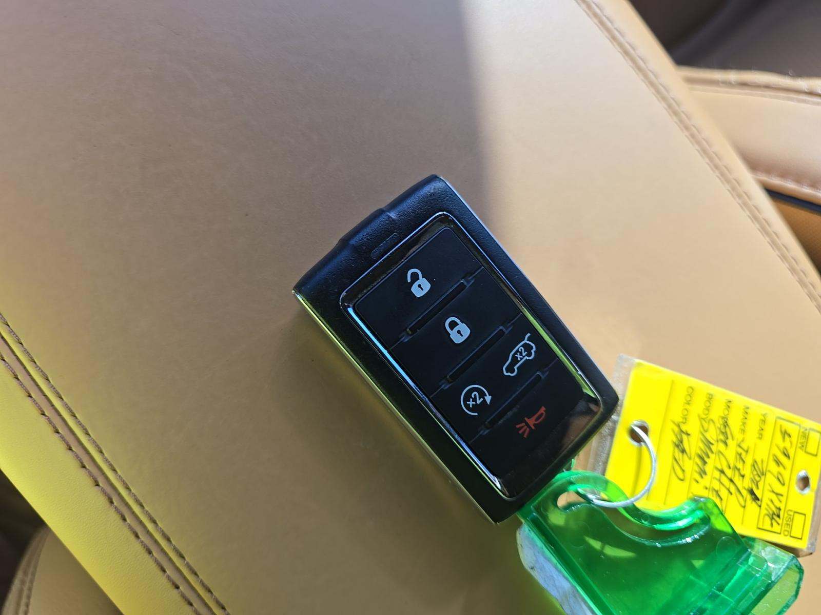 2024 Jeep Grand Cherokee Summit AWD