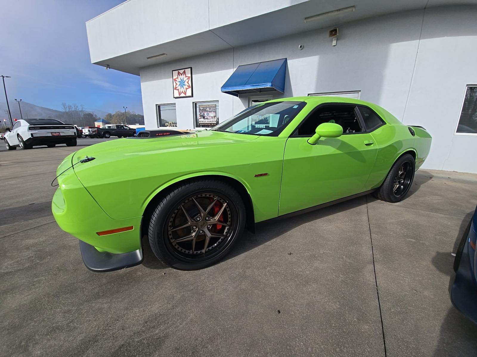 2023 Dodge Challenger R/T RWD