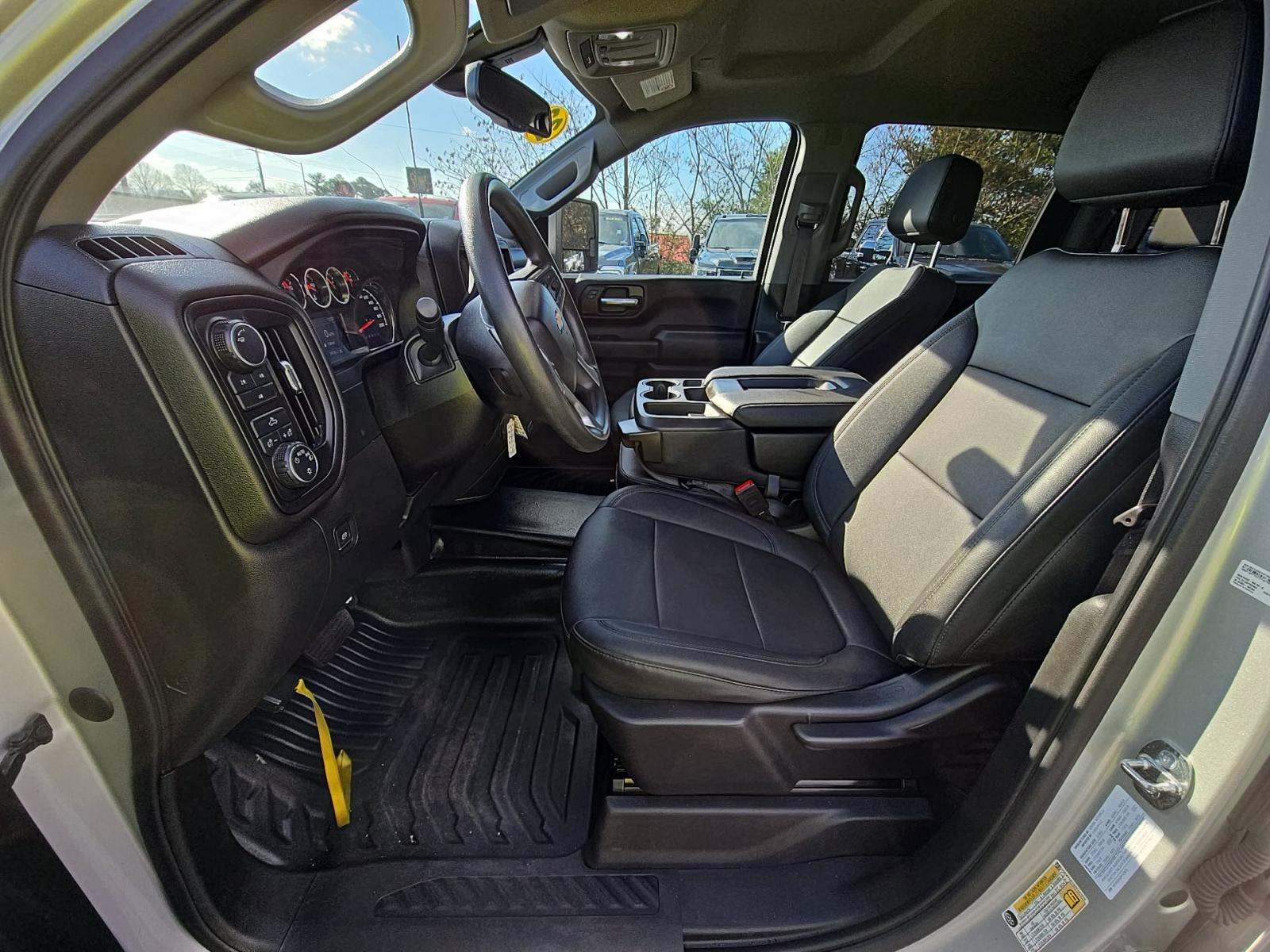 2023 Chevrolet Silverado 3500HD Work Truck AWD