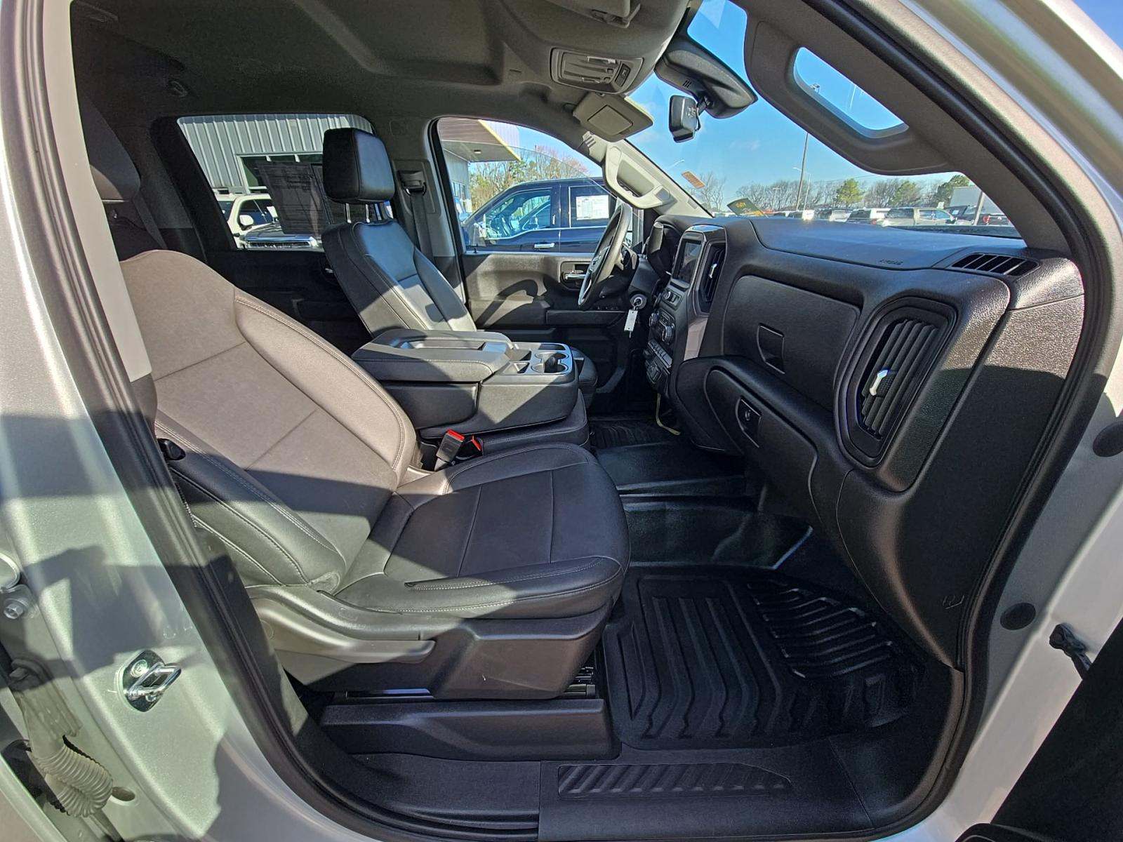 2023 Chevrolet Silverado 3500HD Work Truck AWD