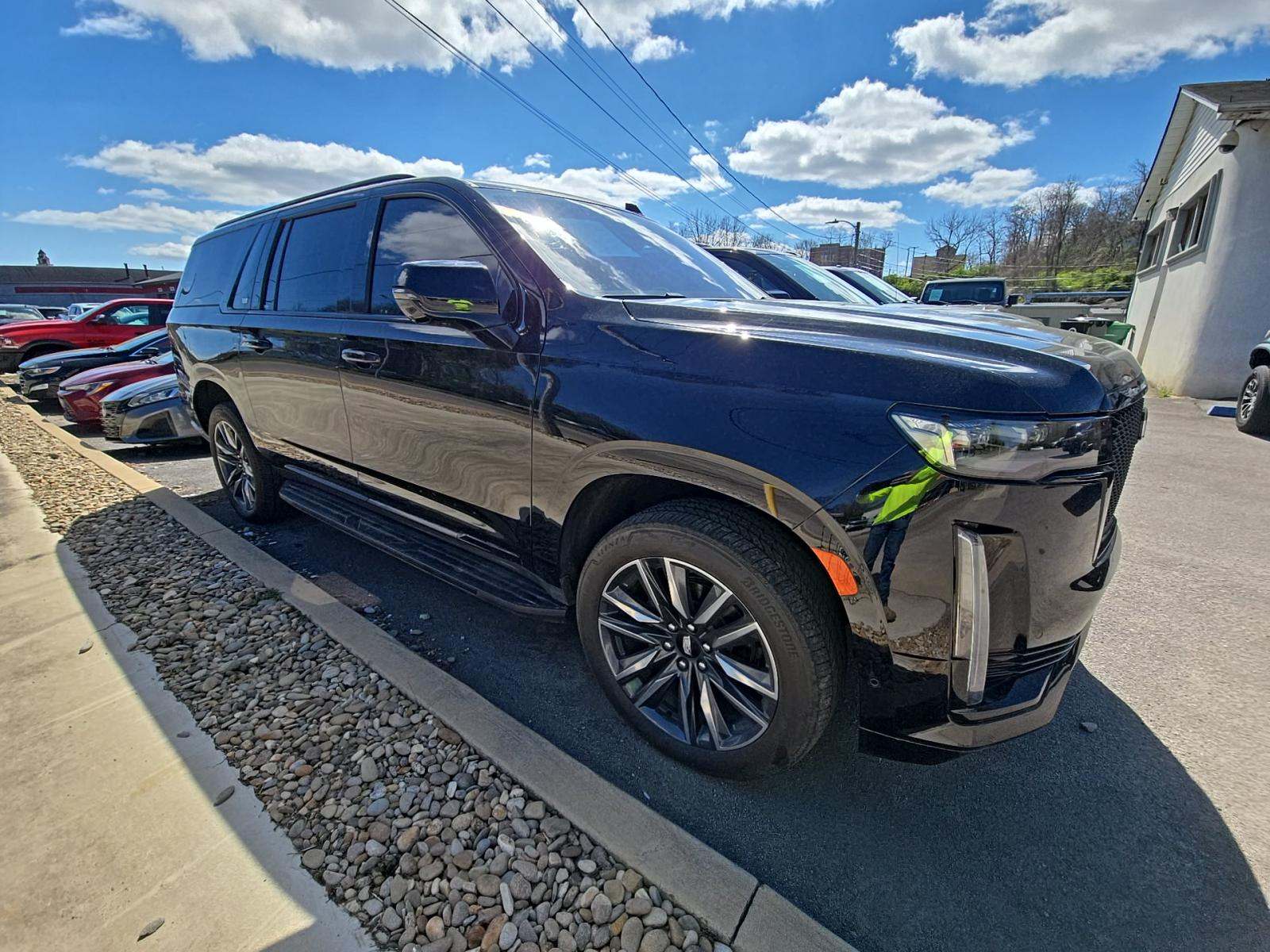 2023 Cadillac Escalade ESV Sport AWD