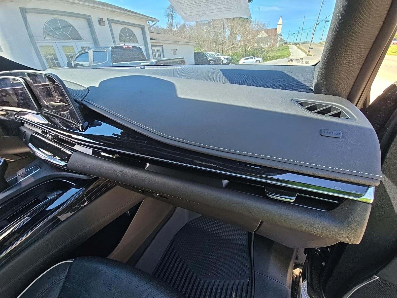 2023 Cadillac Escalade ESV Sport AWD