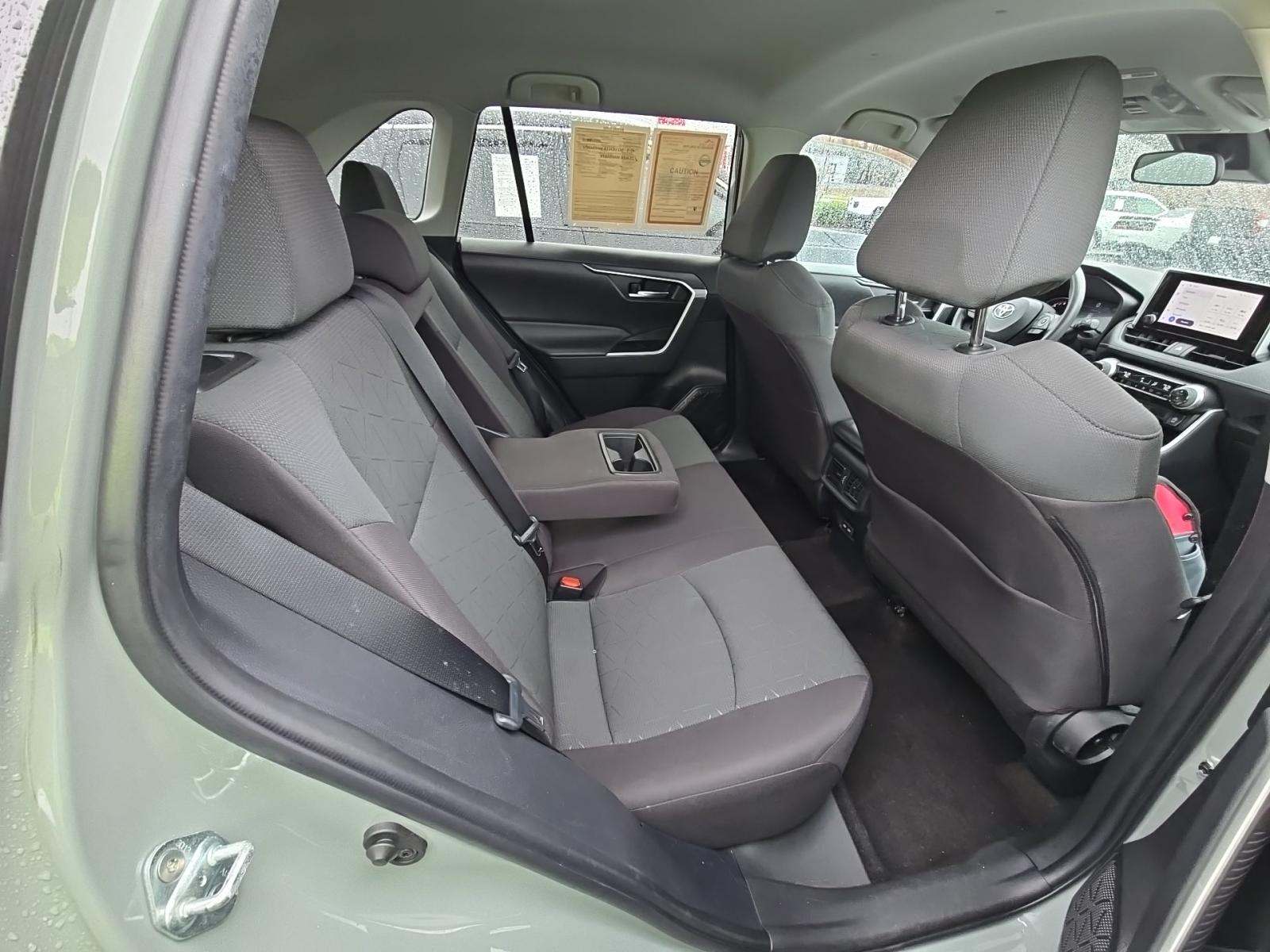 2023 Toyota RAV4 XLE FWD