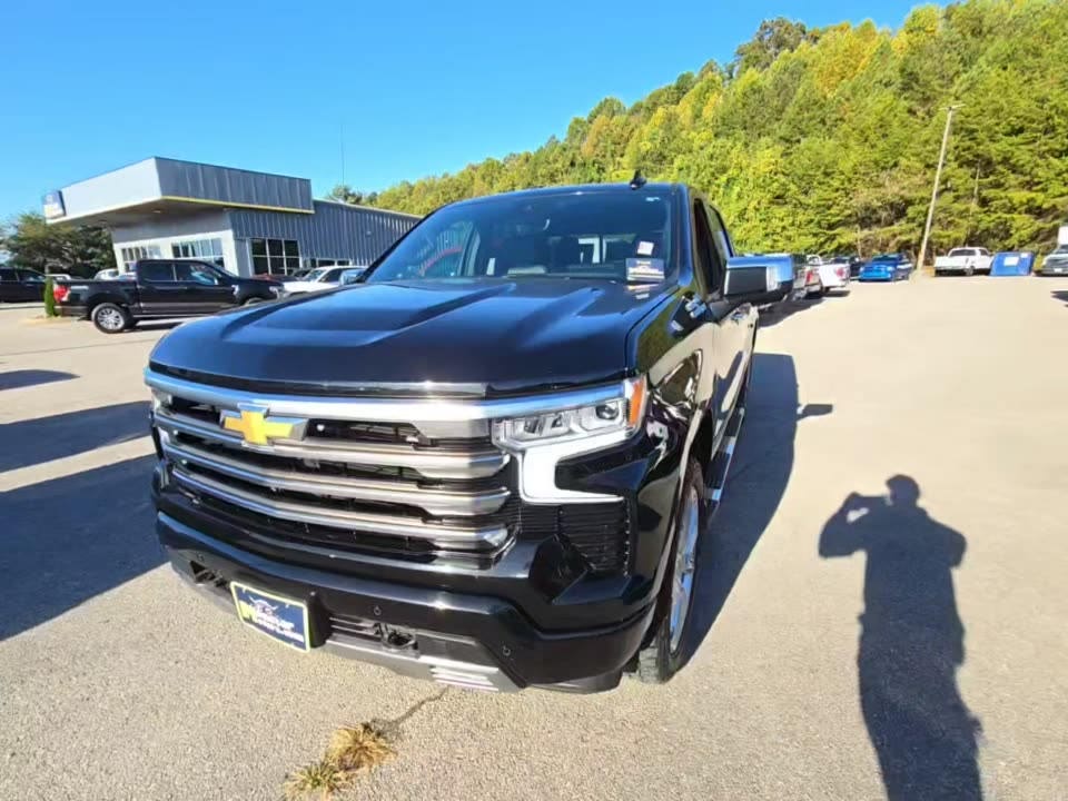 2022 Chevrolet Silverado 1500 High Country AWD
