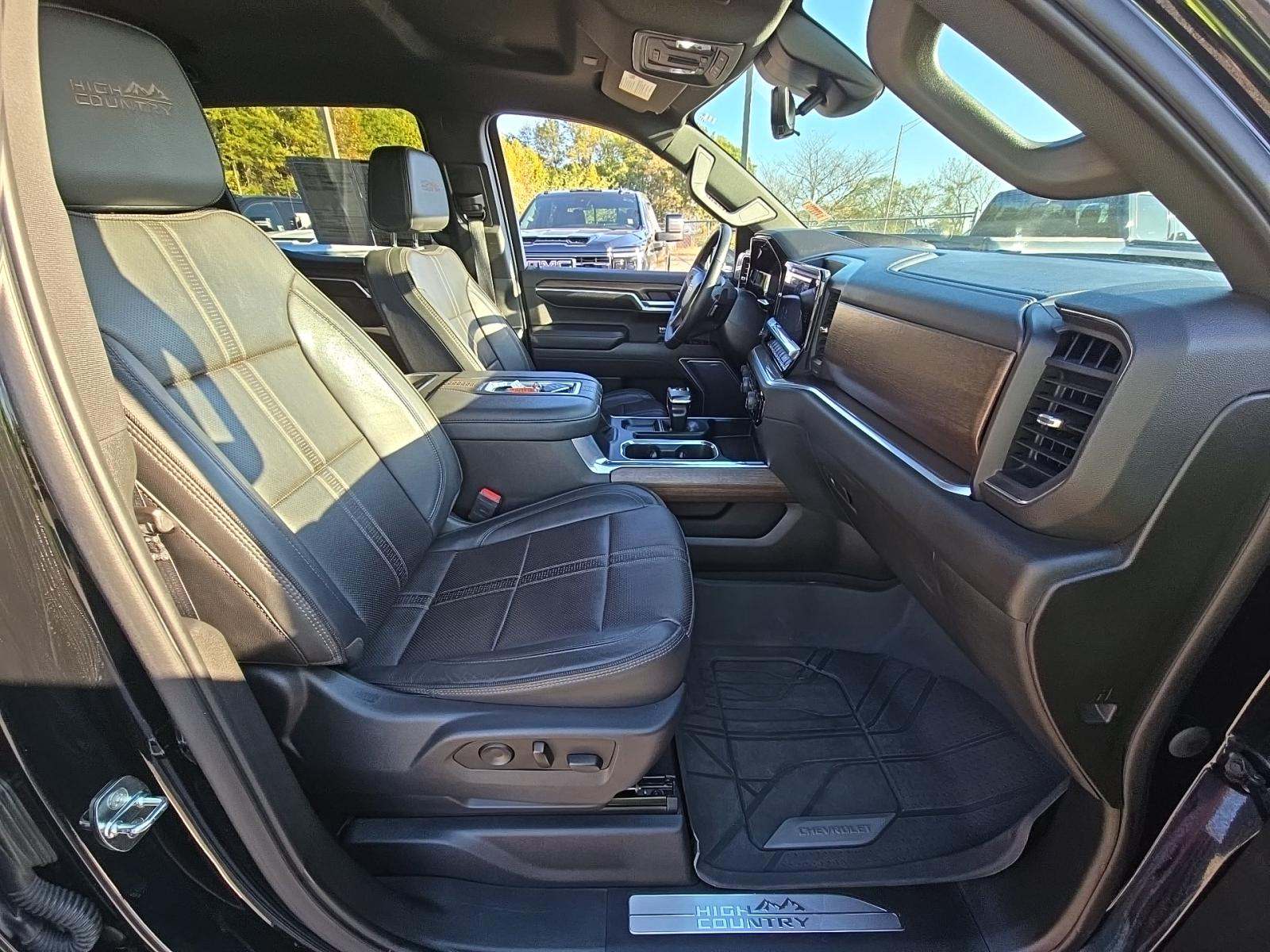 2022 Chevrolet Silverado 1500 High Country AWD