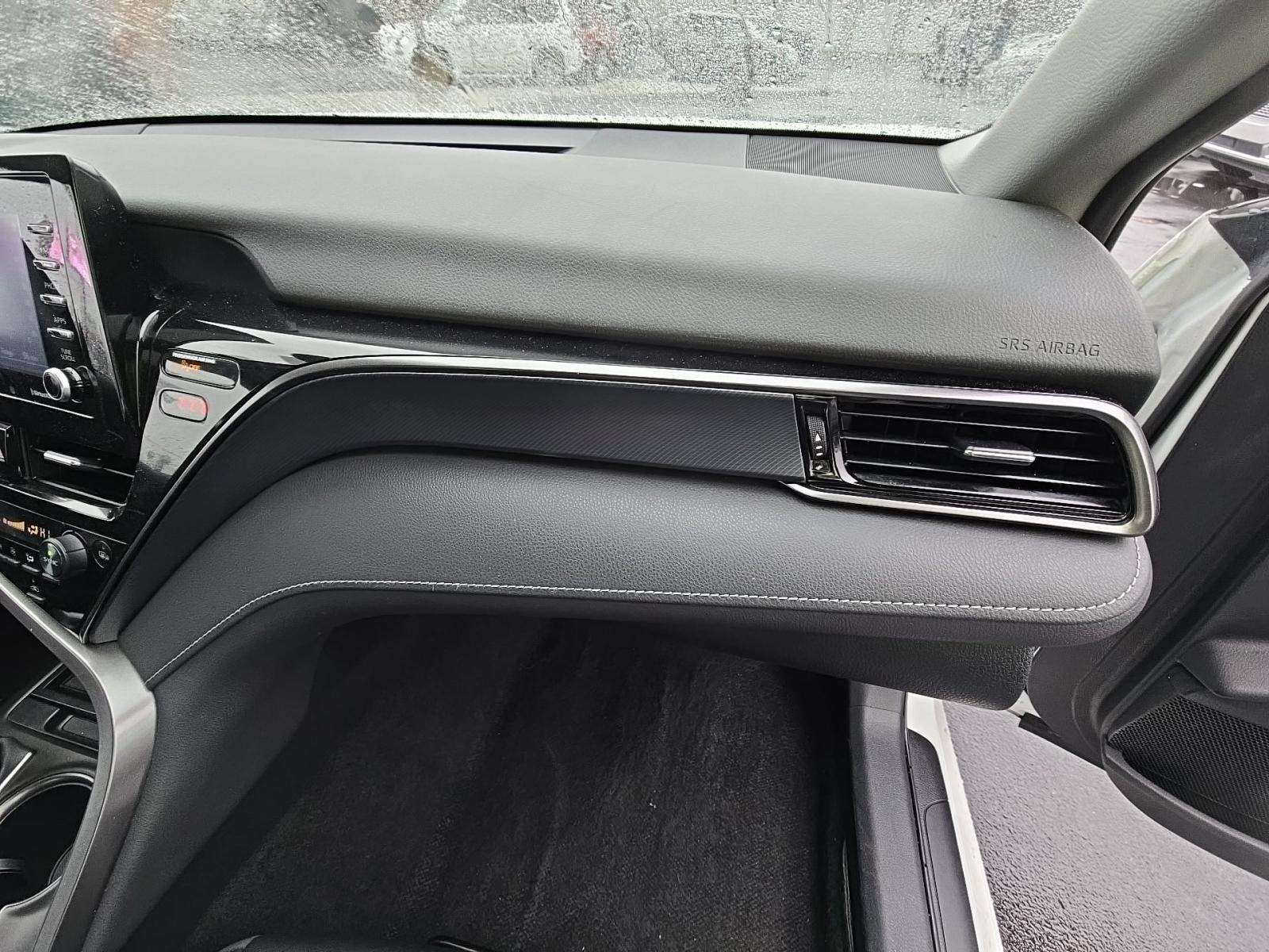 2024 Toyota Camry SE FWD