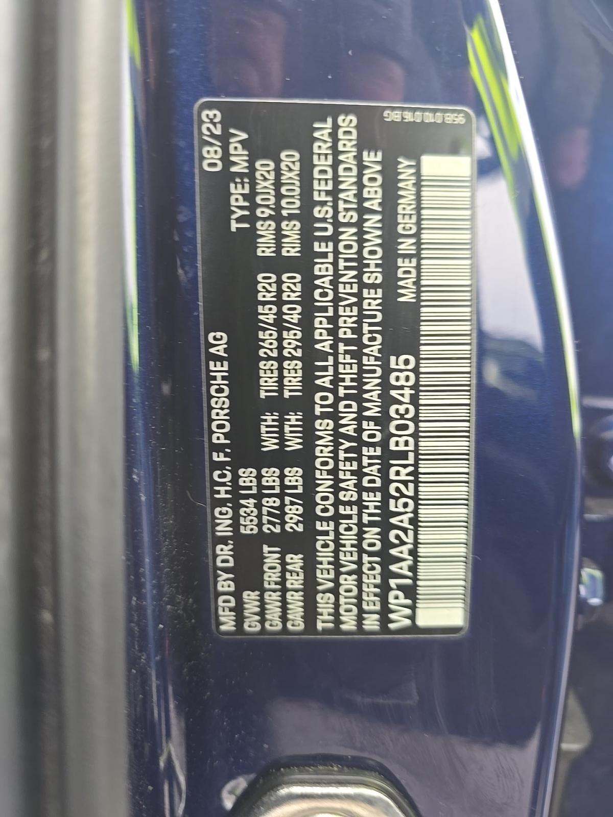 2024 Porsche Macan T AWD