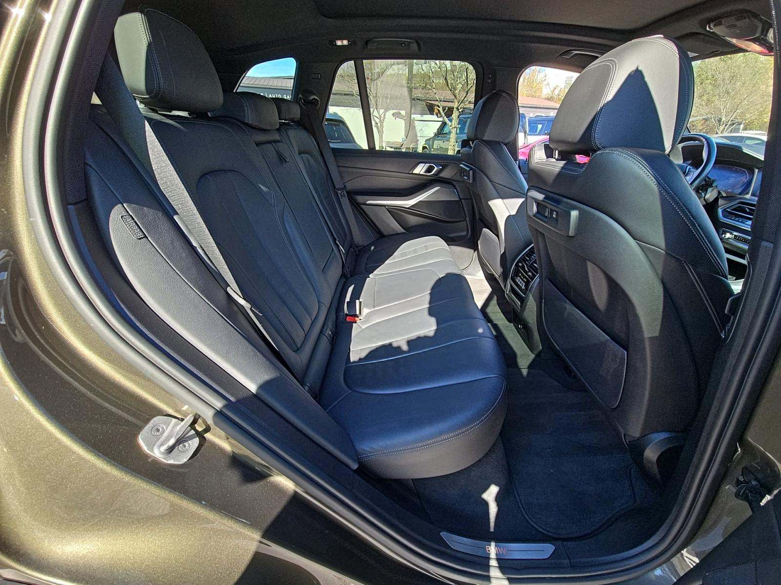 2022 BMW X5 xDrive40i AWD