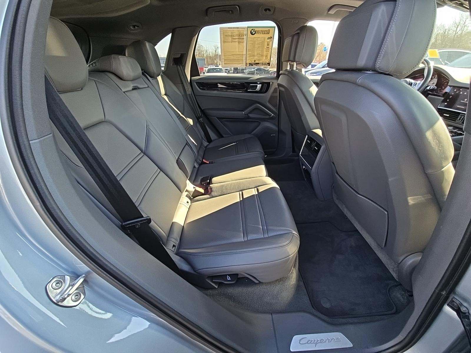 2022 Porsche Cayenne Base AWD