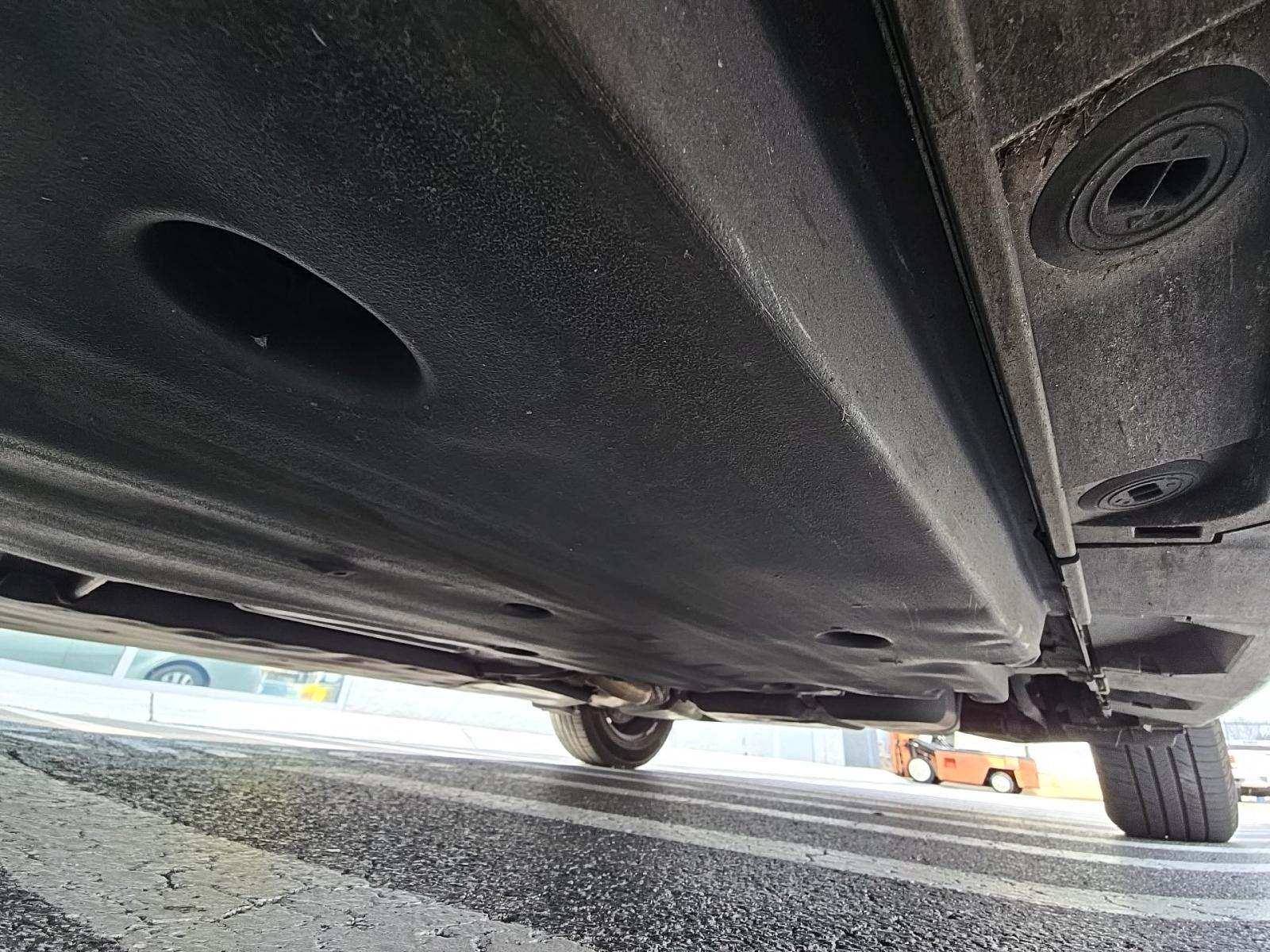 2022 Toyota Camry Hybrid LE FWD