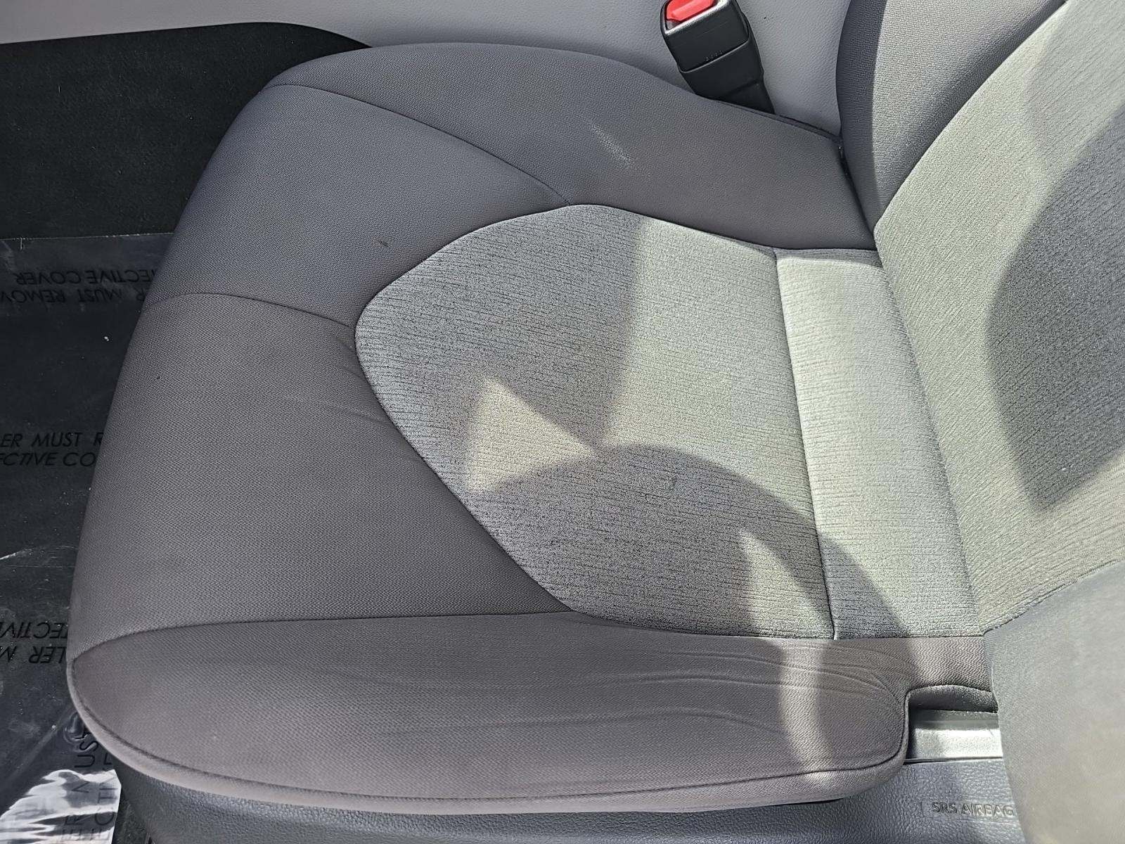 2022 Toyota Camry Hybrid LE FWD