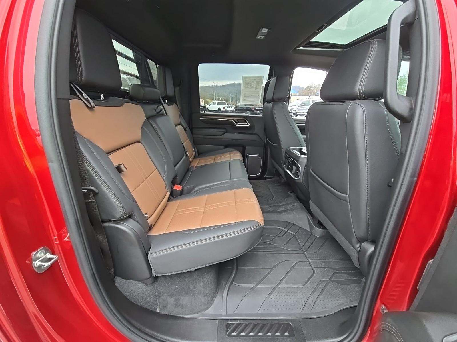 2024 Chevrolet Silverado 3500HD High Country AWD