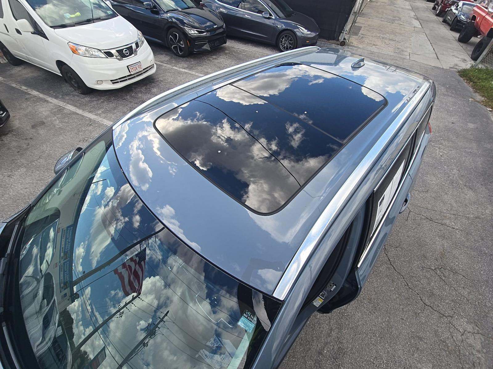 2020 Volvo XC90 T6 Momentum AWD