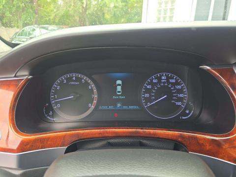 HYUNDAI SIGNATURE - 5