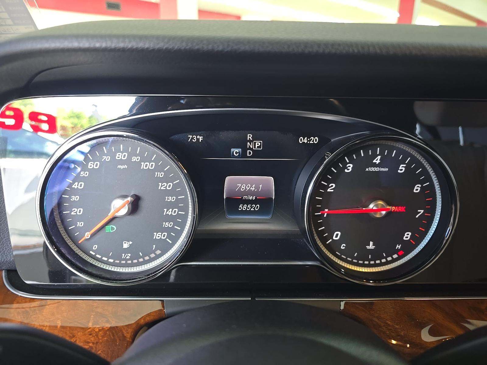 MERCEDES-BENZ E-CLASS - 9