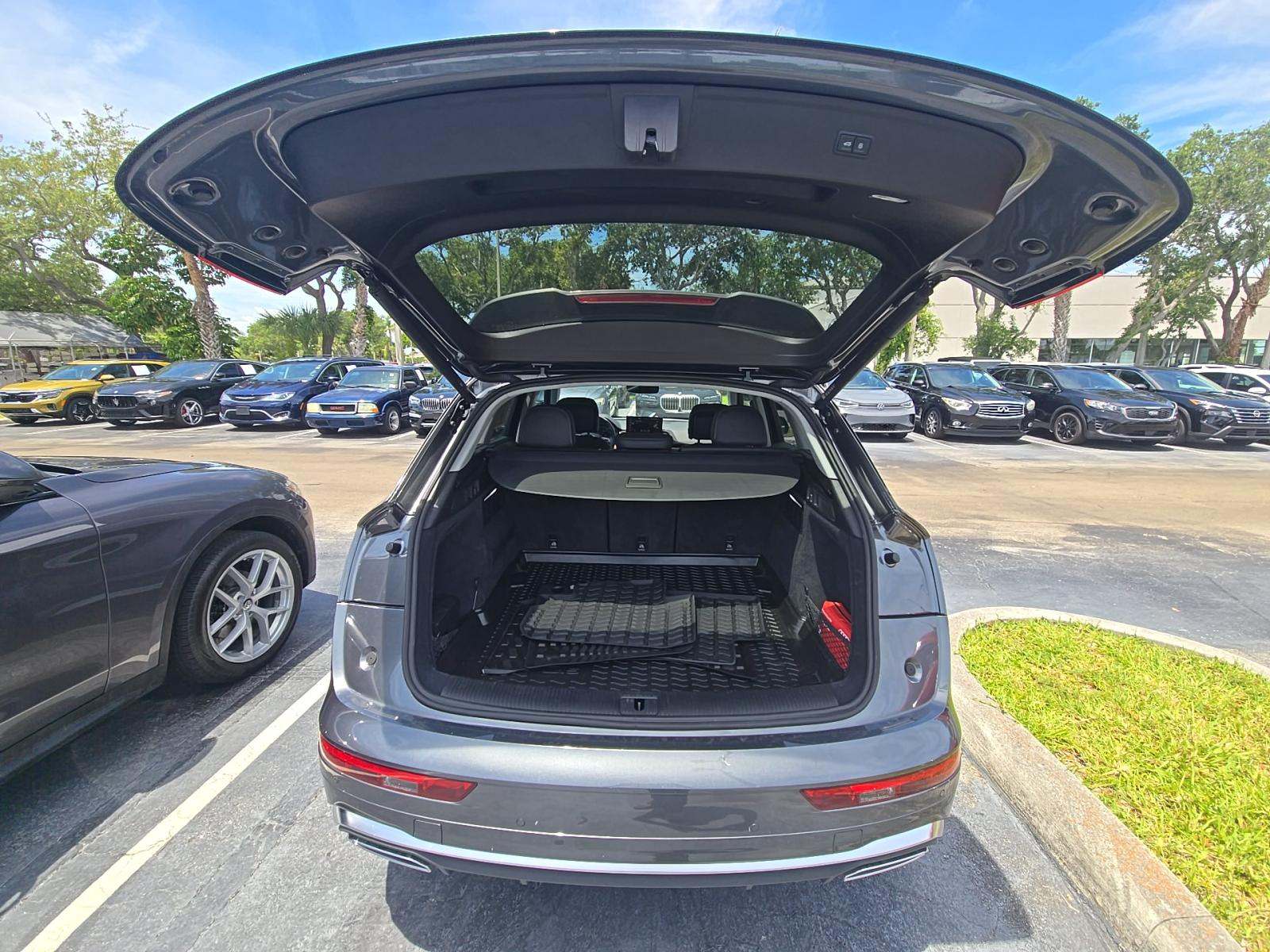 2023 Audi Q5 S line Premium AWD