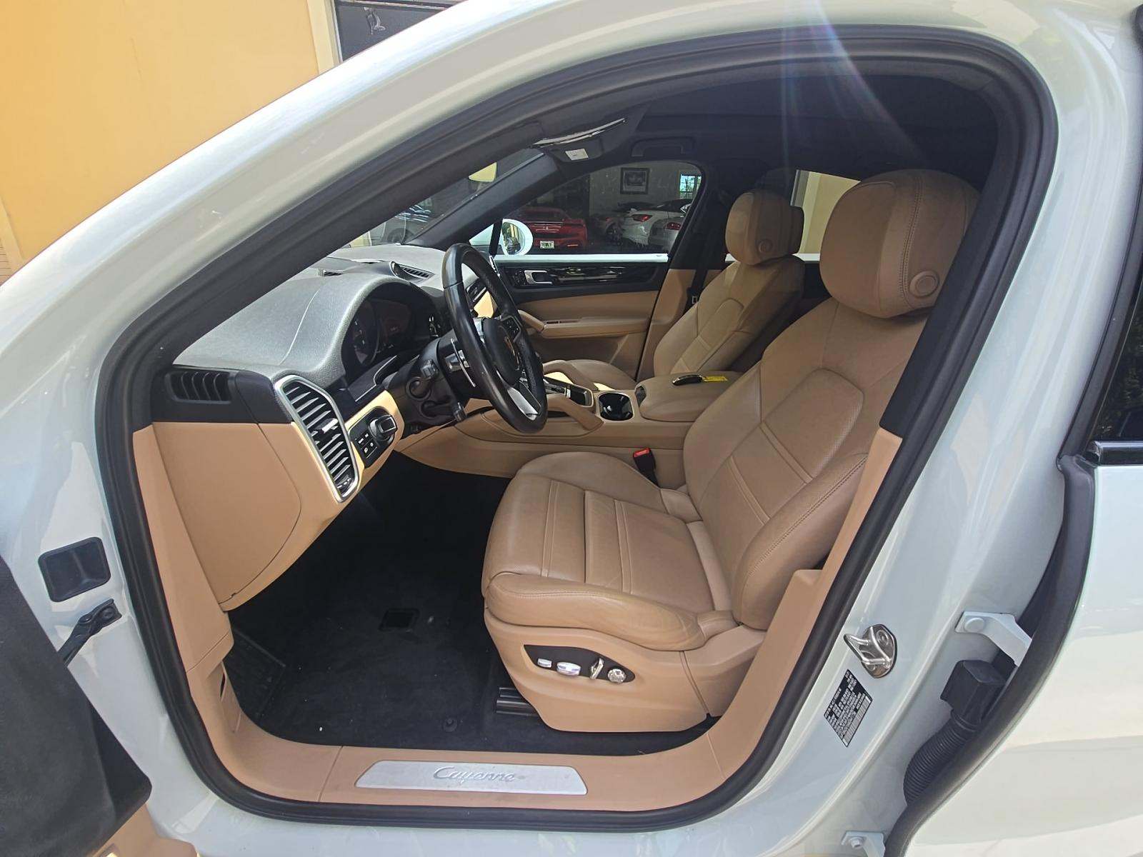 PORSCHE CAYENNE - 2